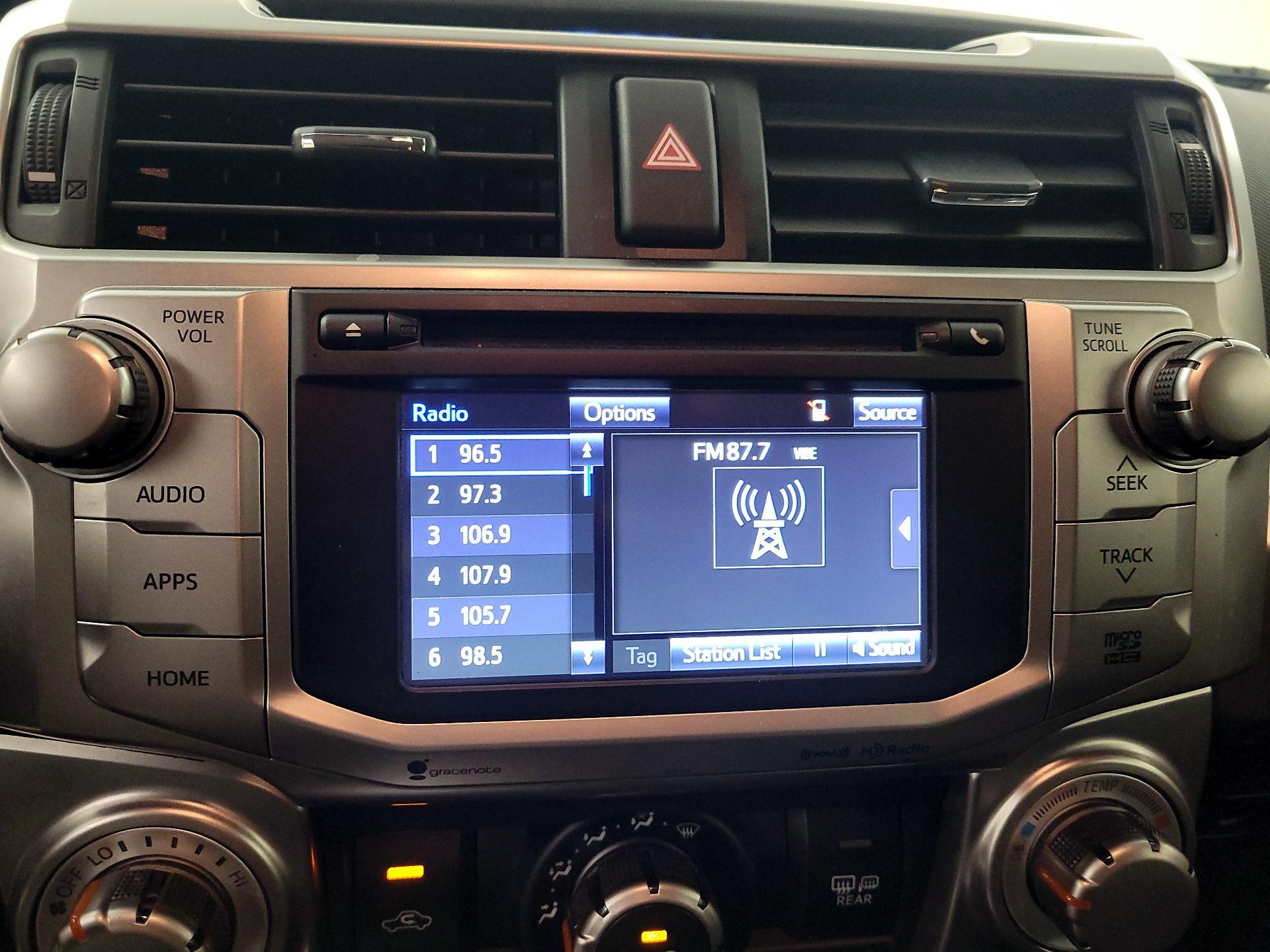 Thumbnail: 2016 Toyota 4Runner - 15