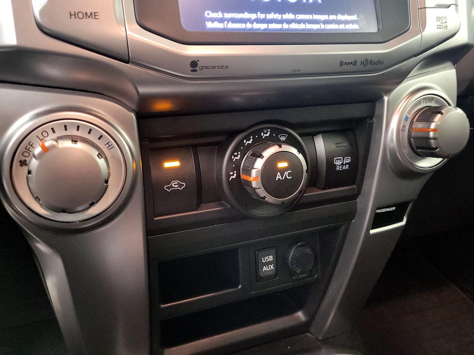 Thumbnail: 2016 Toyota 4Runner - 16