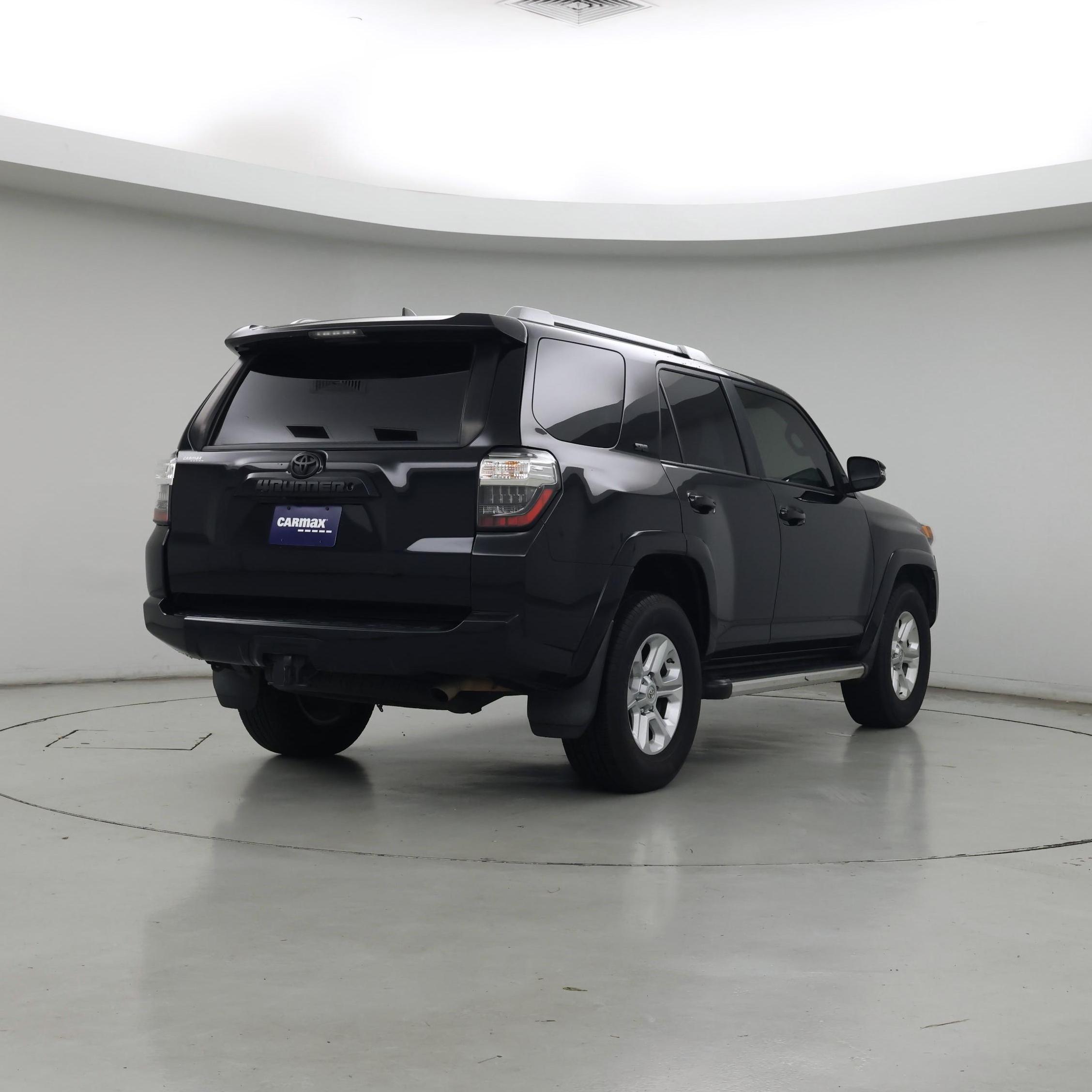 Thumbnail: 2016 Toyota 4Runner - 8