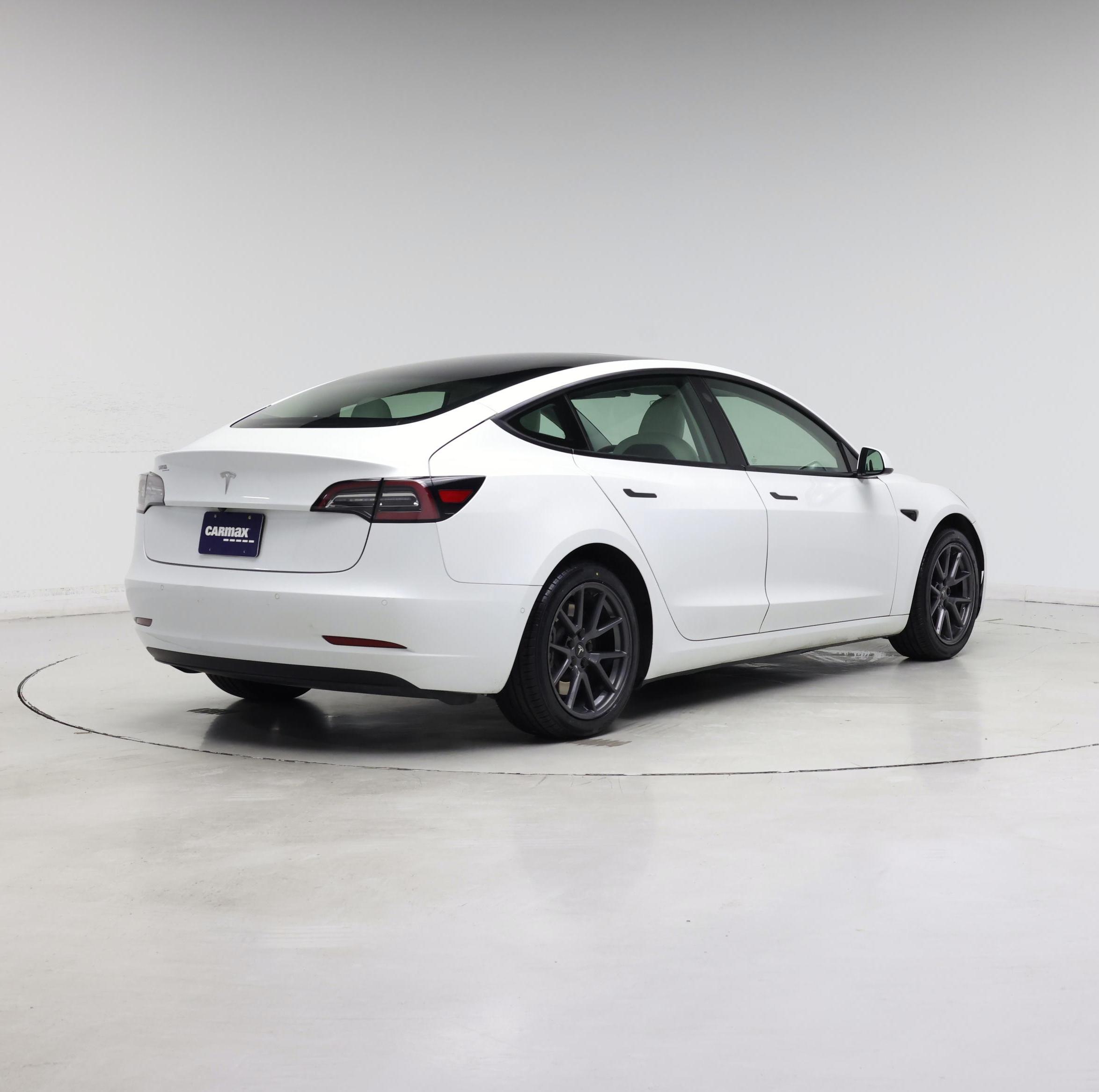 Thumbnail: 2021 Tesla Model 3 - 8