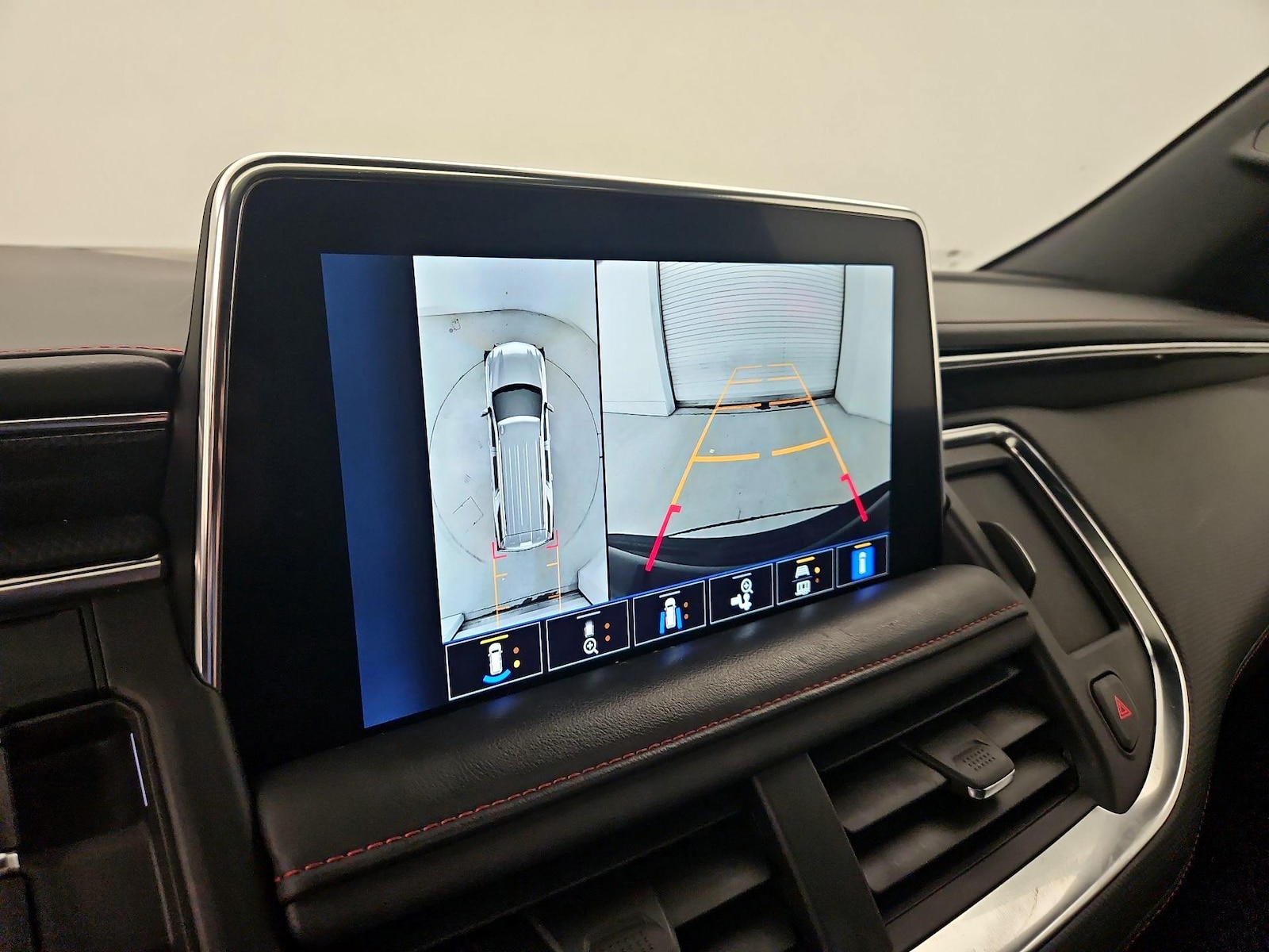 2023 Chevrolet Tahoe RST - Photo 15