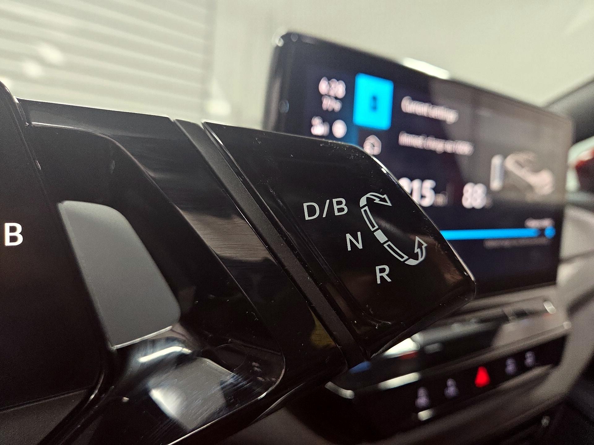 Thumbnail: 2023 Volkswagen ID.4 - 15
