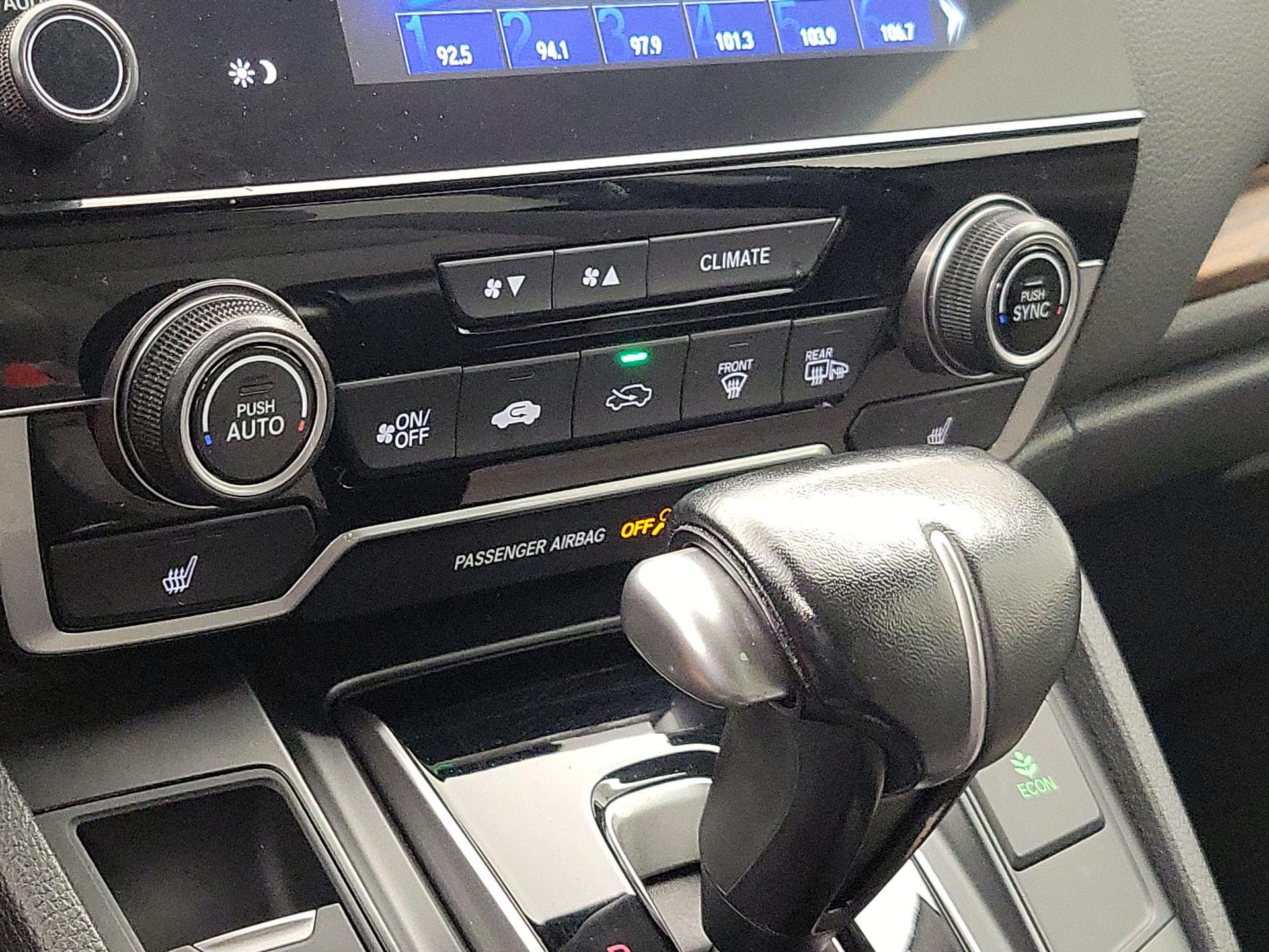 Thumbnail: 2018 Honda CR-V - 16