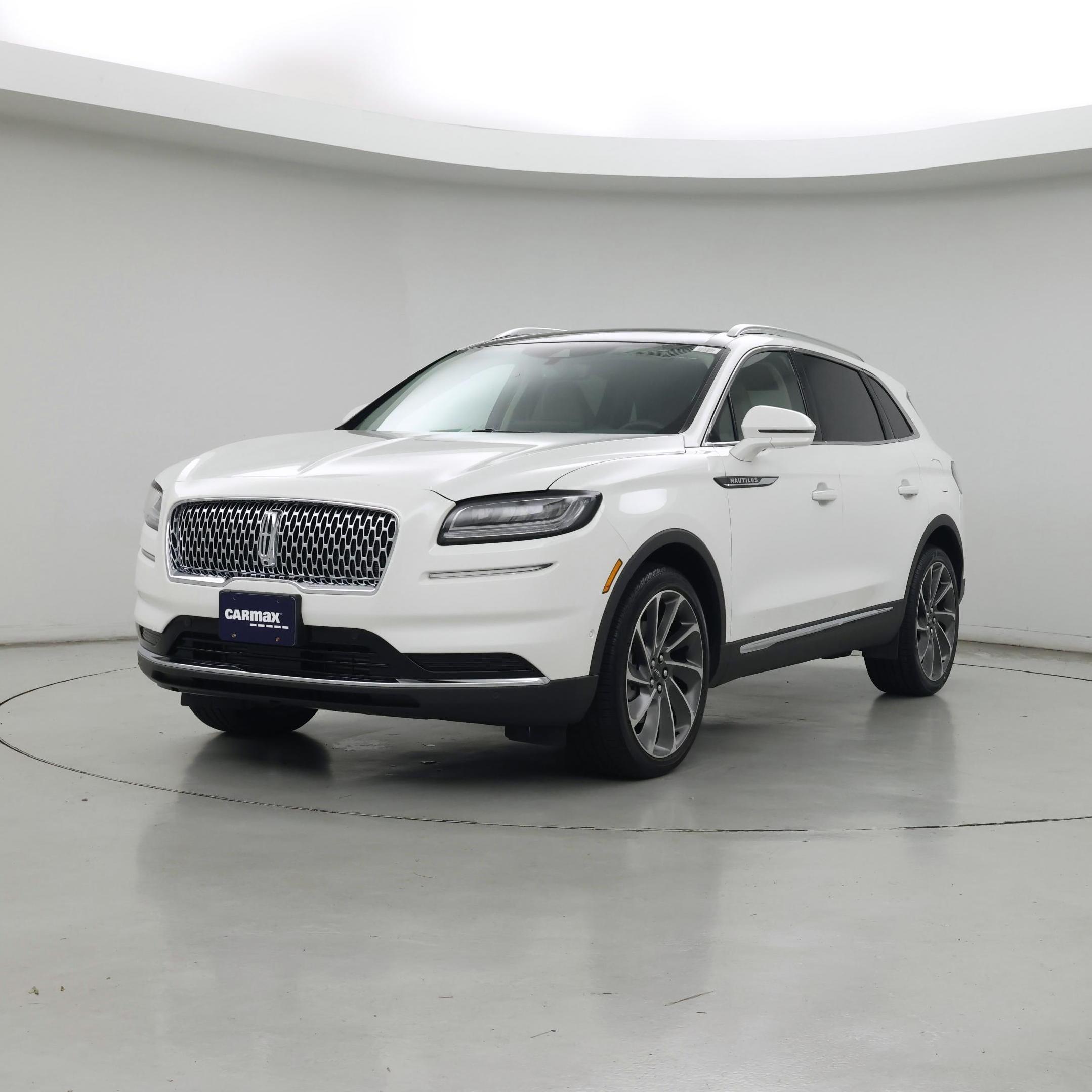 Thumbnail: 2022 Lincoln Nautilus - 4