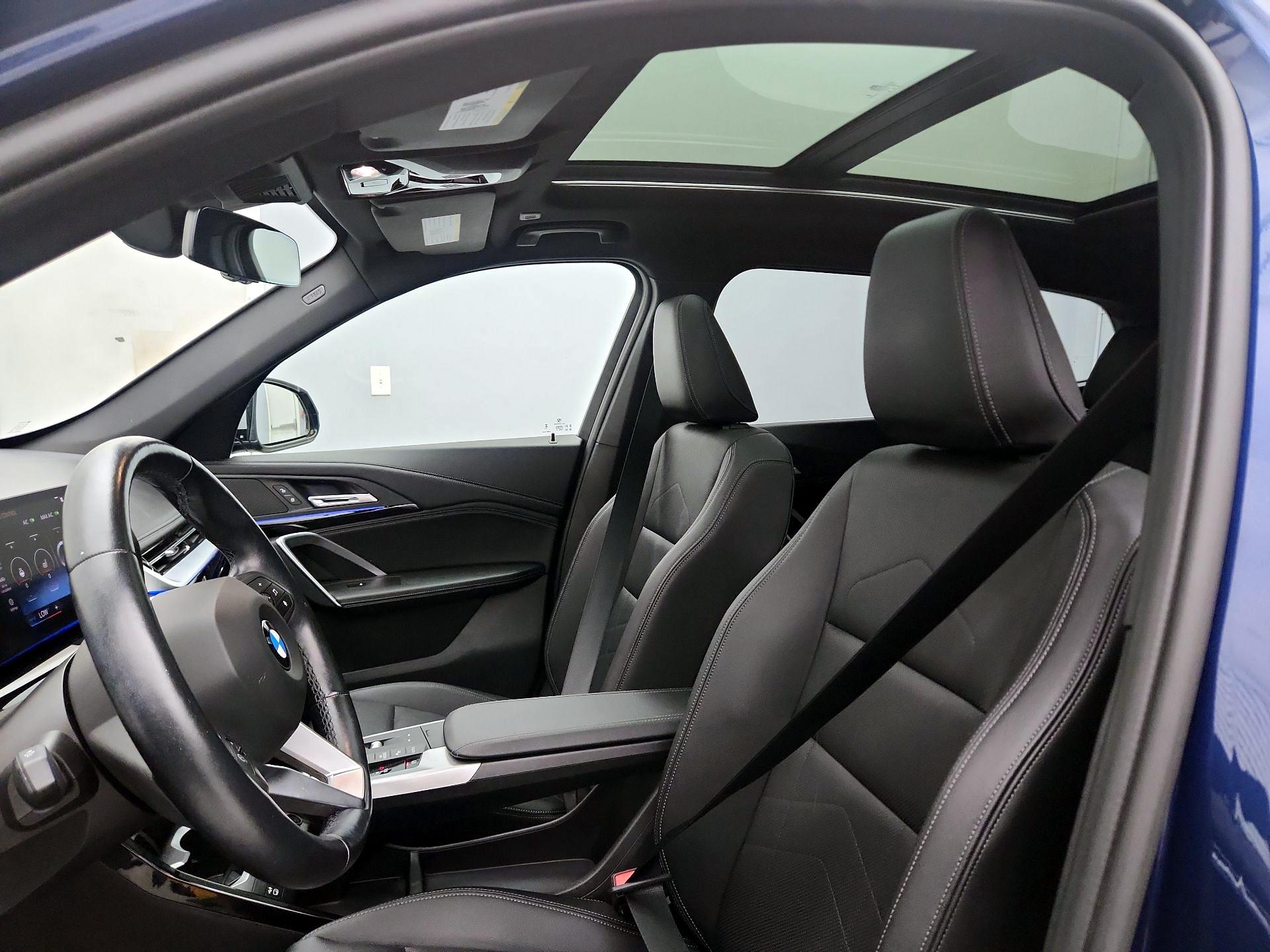 Thumbnail: 2023 BMW X1 - 20