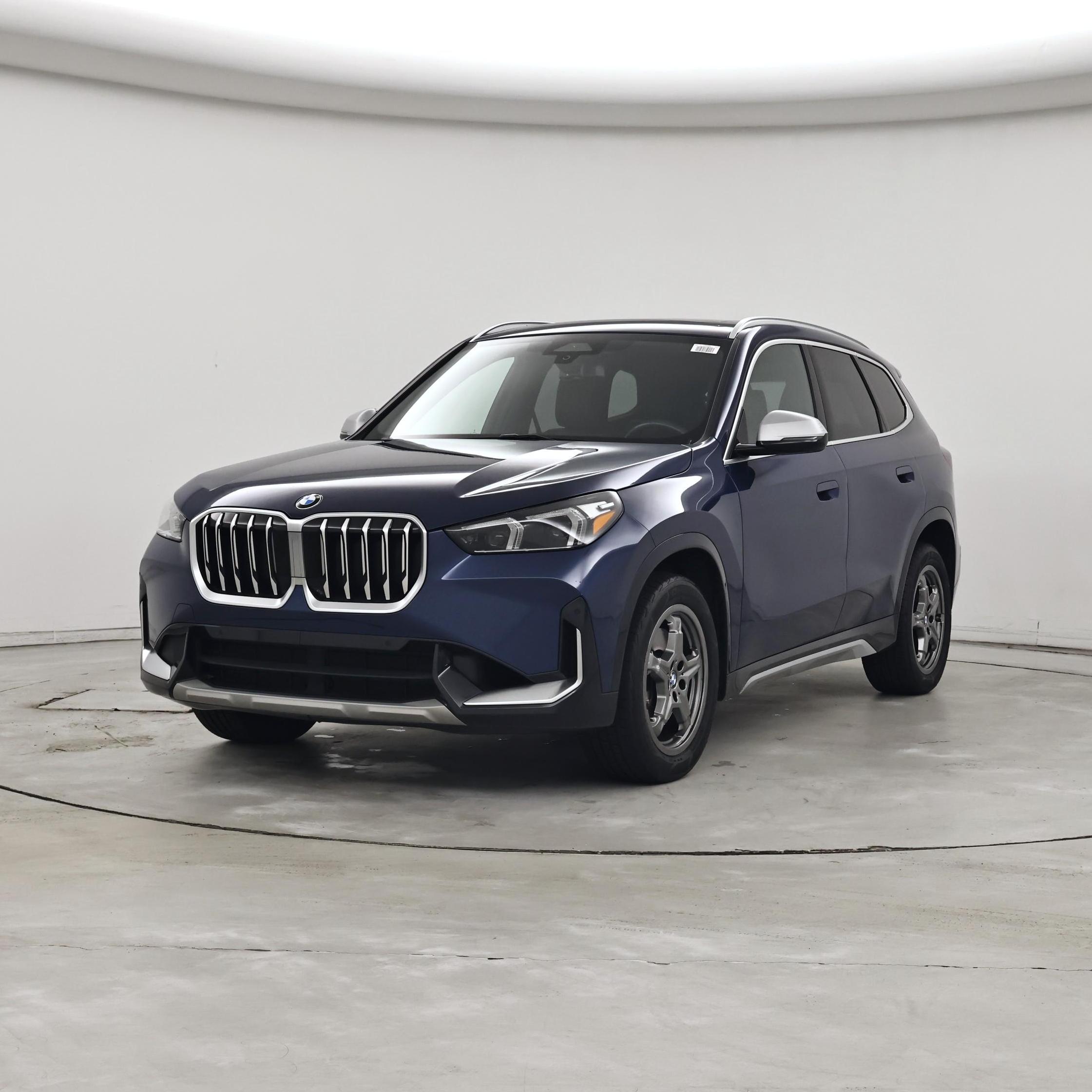 Thumbnail: 2023 BMW X1 - 4