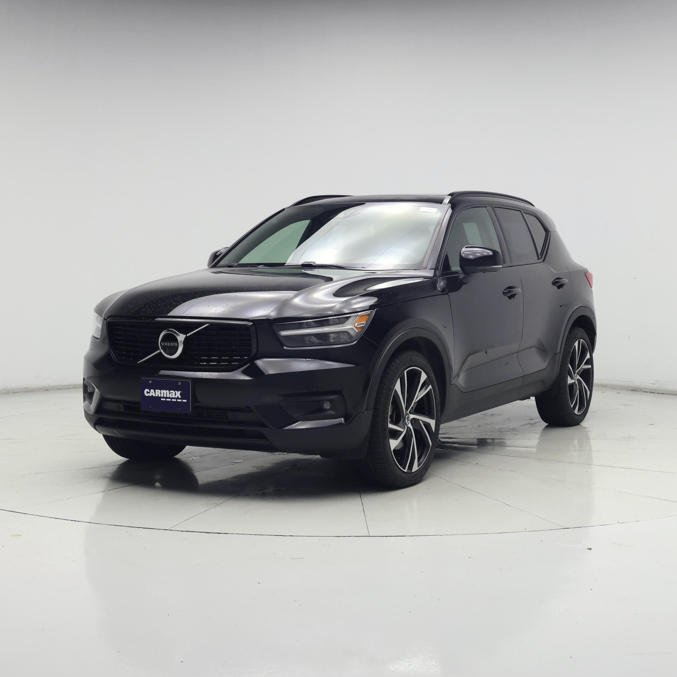 Thumbnail: 2021 Volvo XC40 - 4