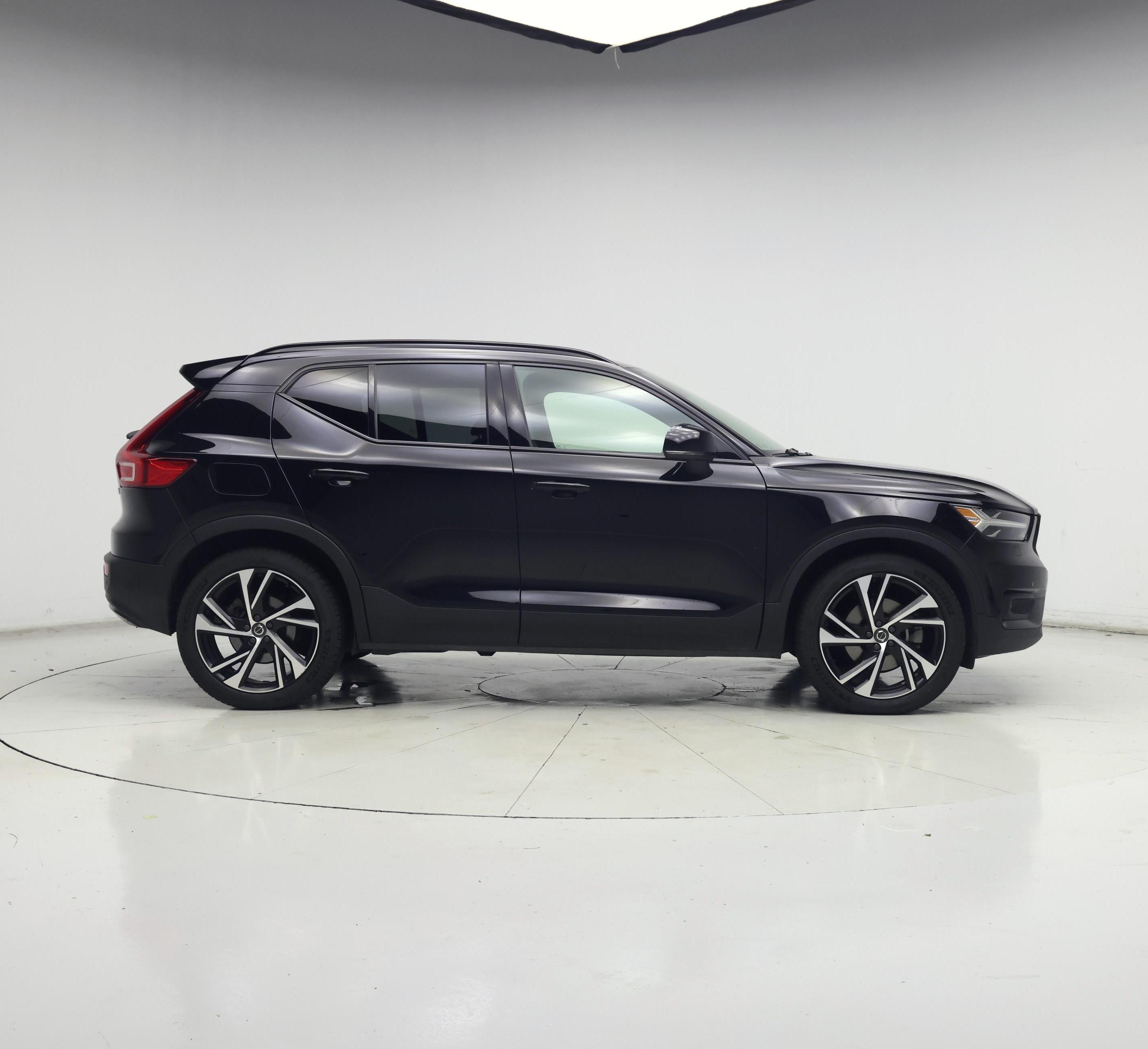 Thumbnail: 2021 Volvo XC40 - 7