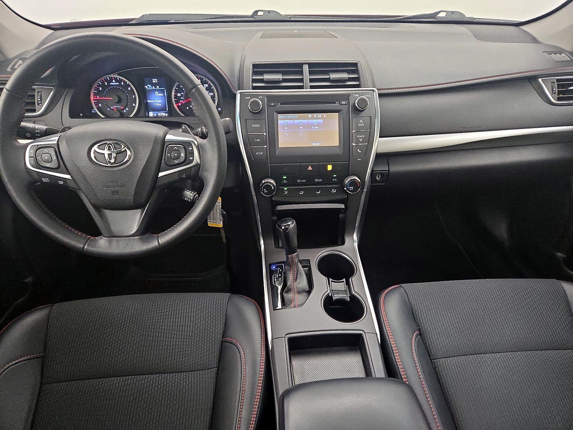 Thumbnail: 2017 Toyota Camry - 9