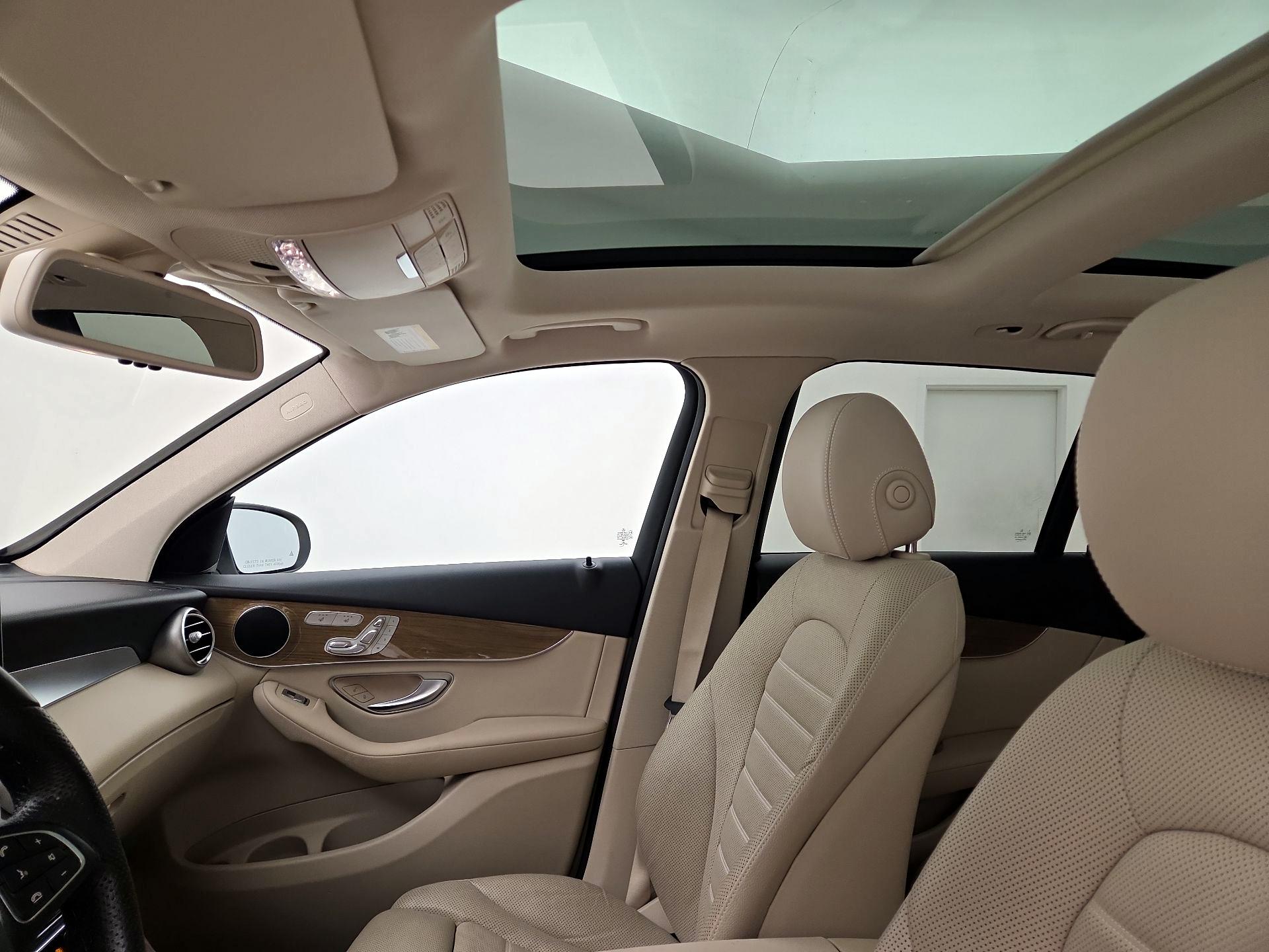 Thumbnail: 2019 Mercedes-Benz GLC - 20