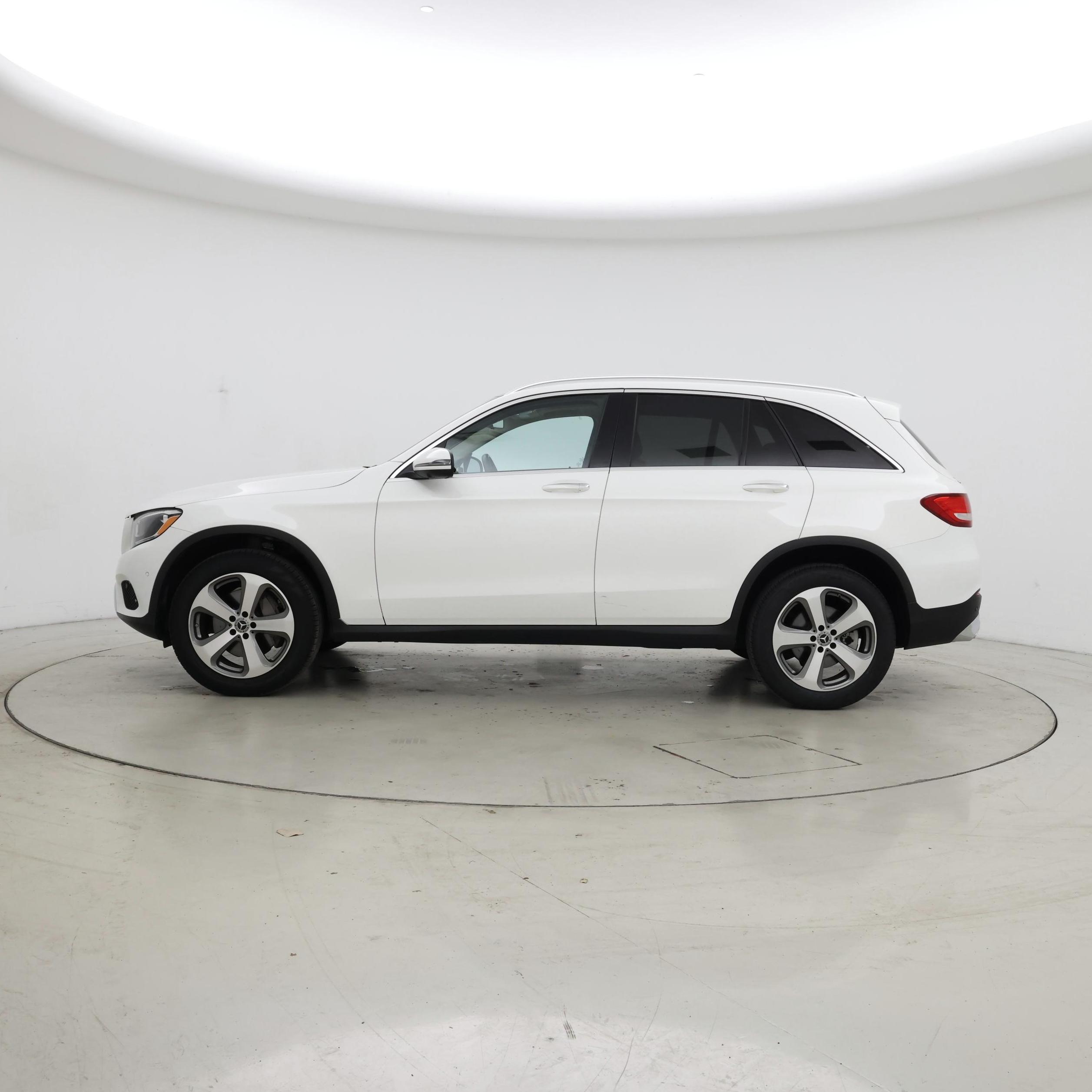 Thumbnail: 2019 Mercedes-Benz GLC - 3