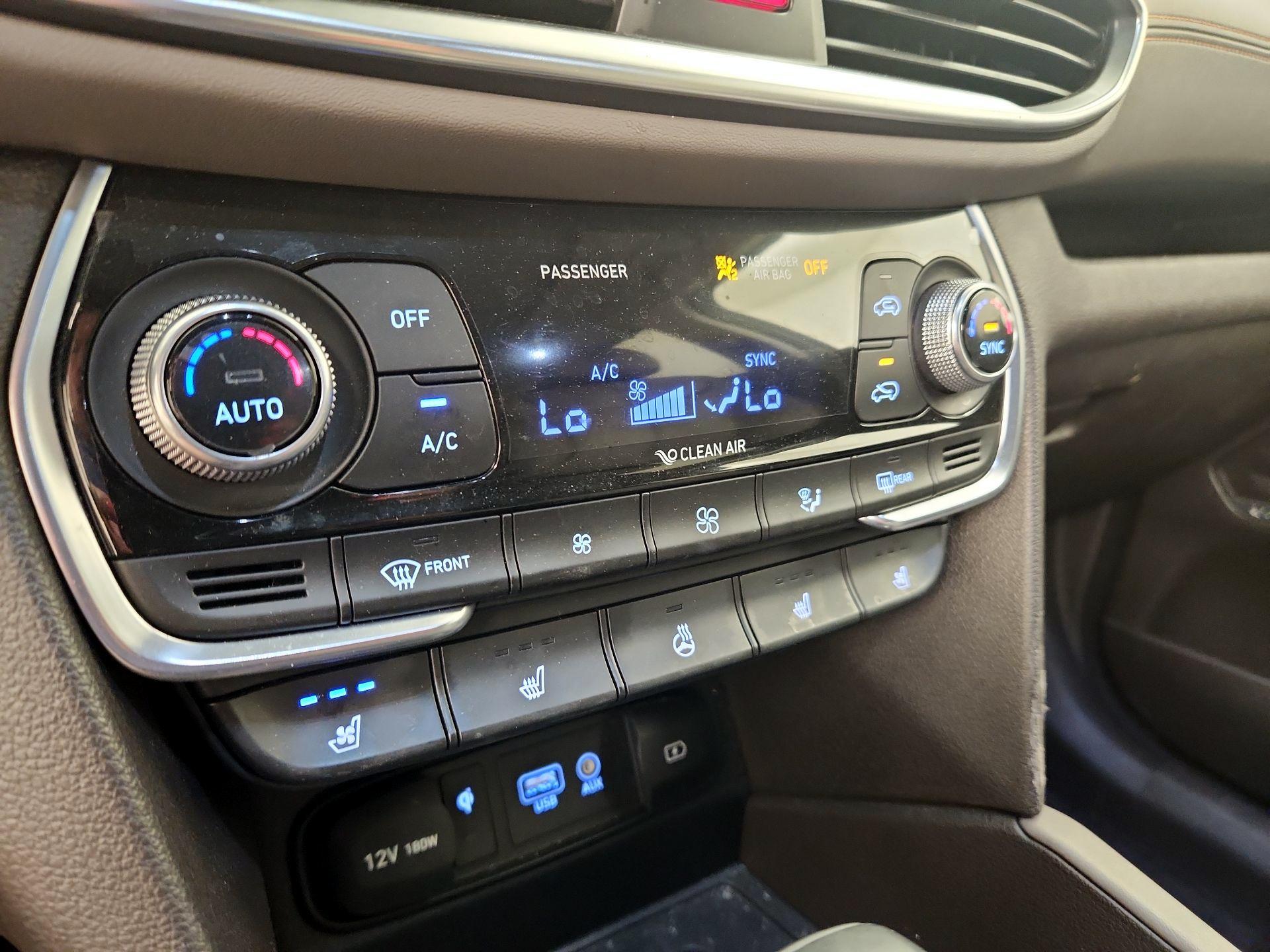 Thumbnail: 2020 Hyundai Santa Fe - 17