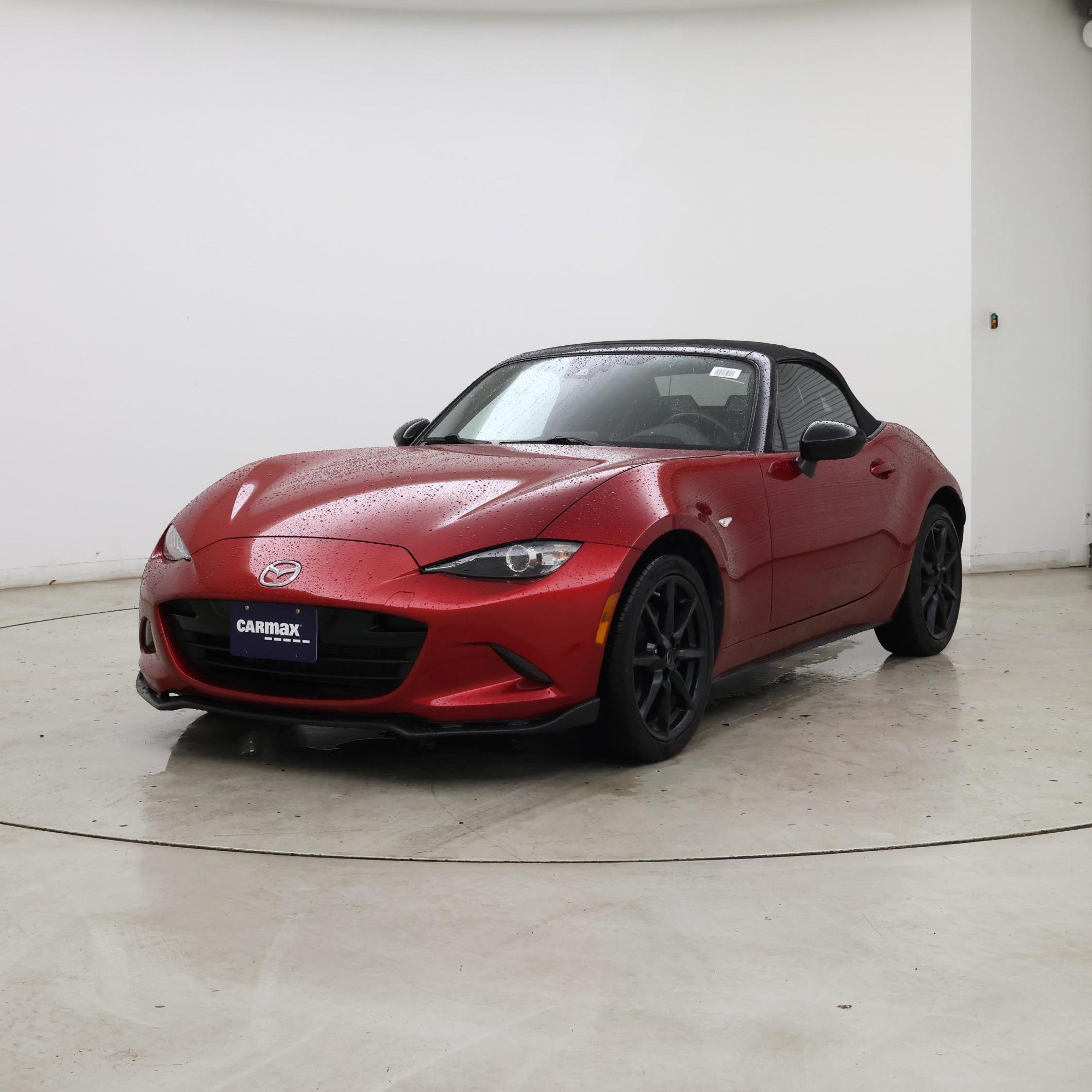 Thumbnail: 2020 Mazda MX-5 Miata - 4
