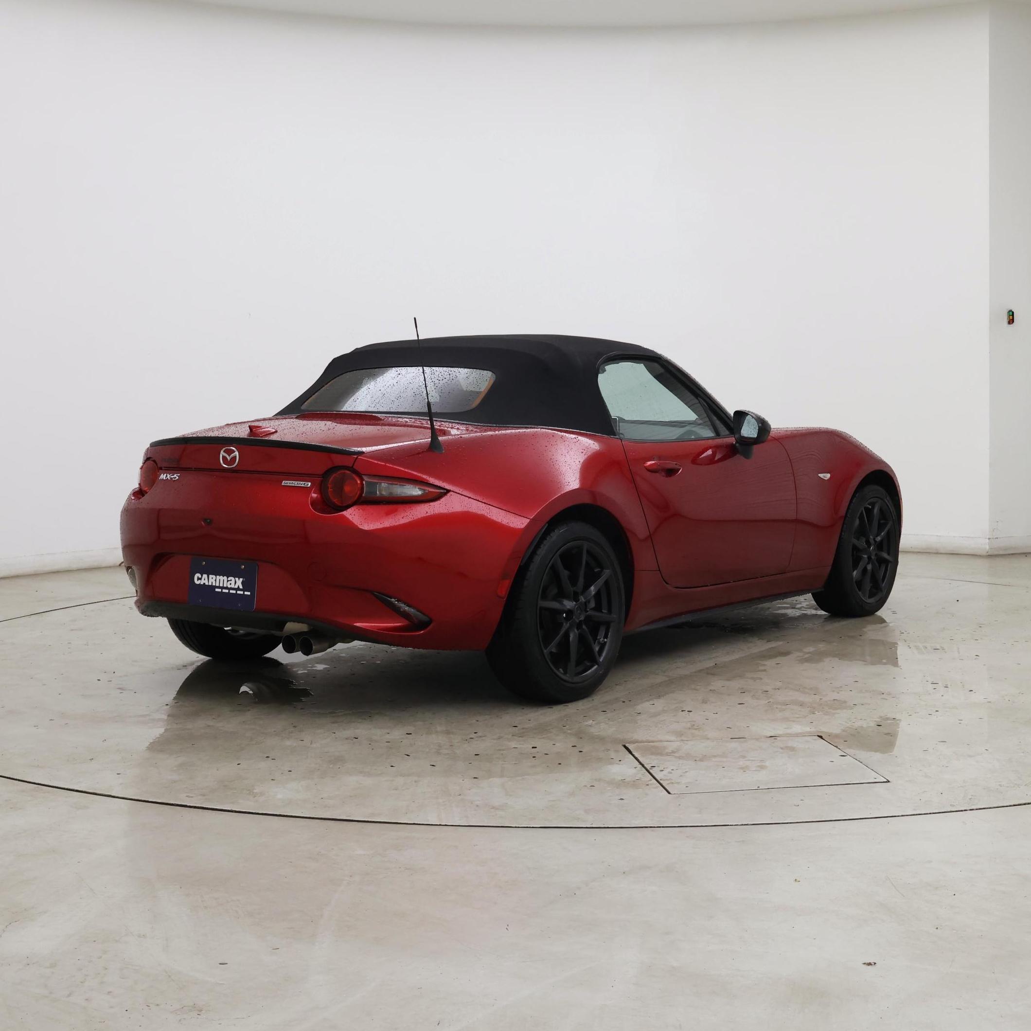 Thumbnail: 2020 Mazda MX-5 Miata - 8