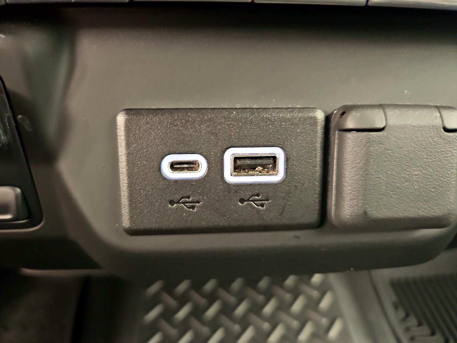 Thumbnail: 2023 Chevrolet Silverado 1500 - 18