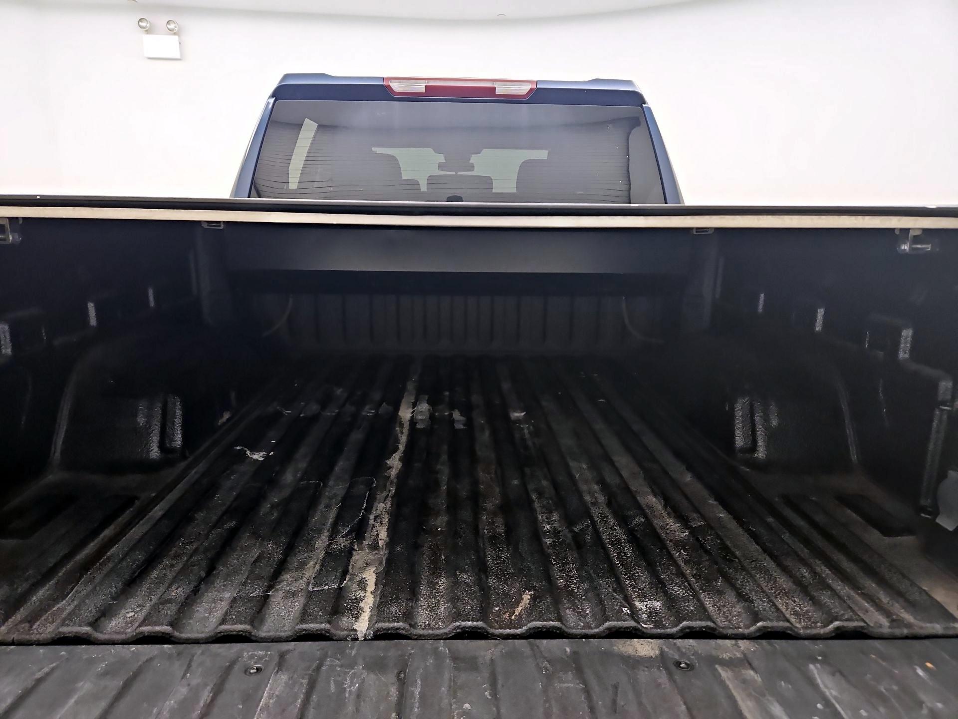 Thumbnail: 2023 Chevrolet Silverado 1500 - 20