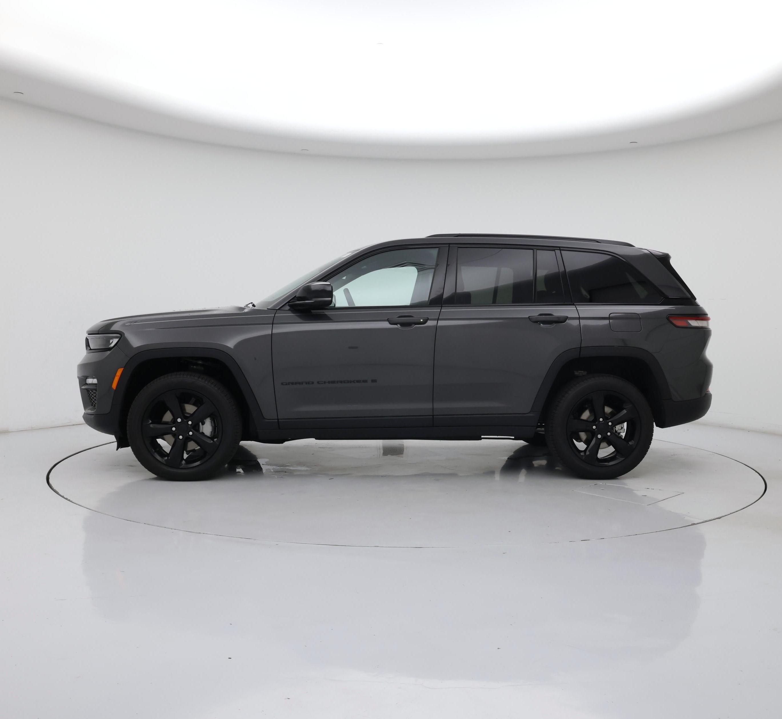 Thumbnail: 2025 Jeep Grand Cherokee - 3