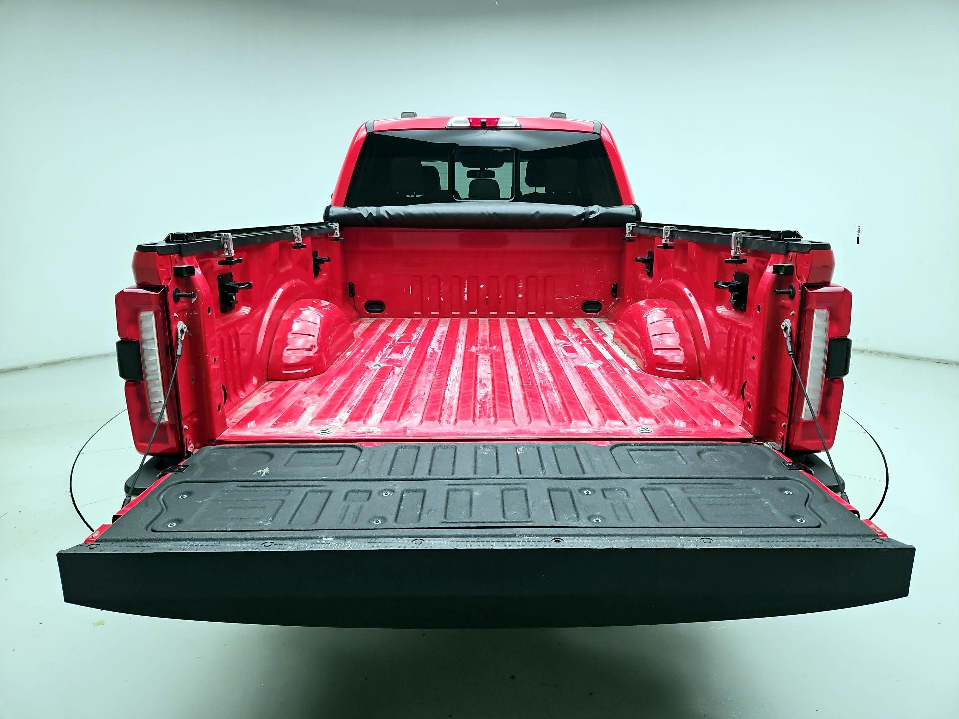 Thumbnail: 2023 Ford F-250 - 18