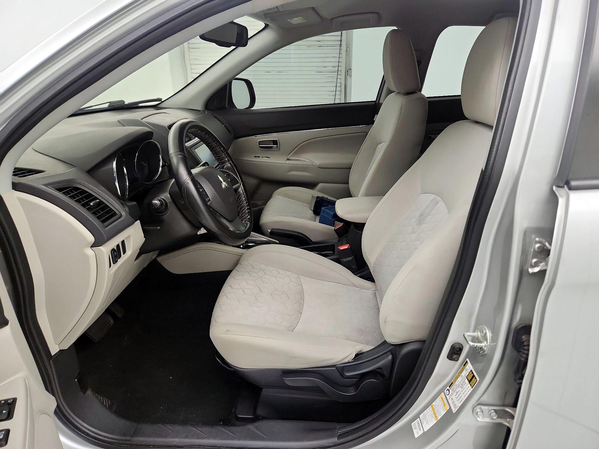Thumbnail: 2021 Mitsubishi Outlander Sport - 9