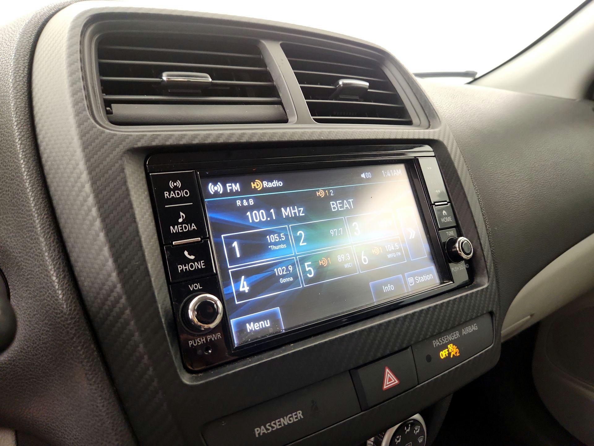 Thumbnail: 2021 Mitsubishi Outlander Sport - 13