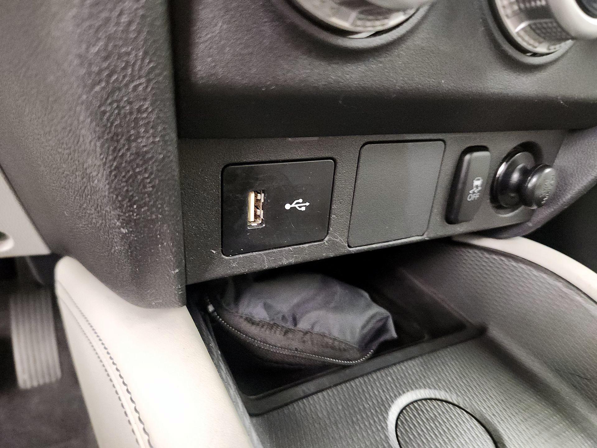 Thumbnail: 2021 Mitsubishi Outlander Sport - 16