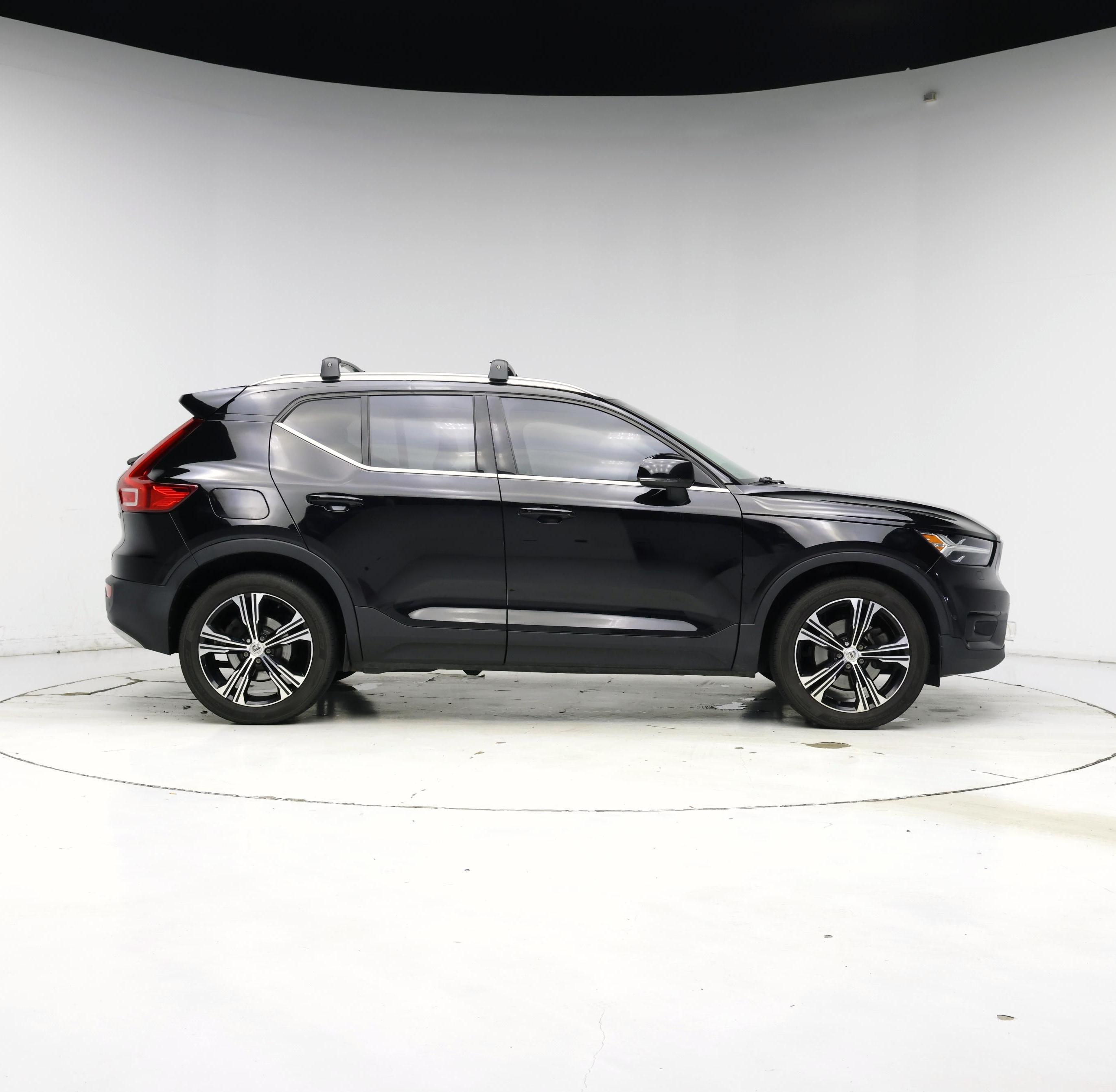 Thumbnail: 2021 Volvo XC40 - 7
