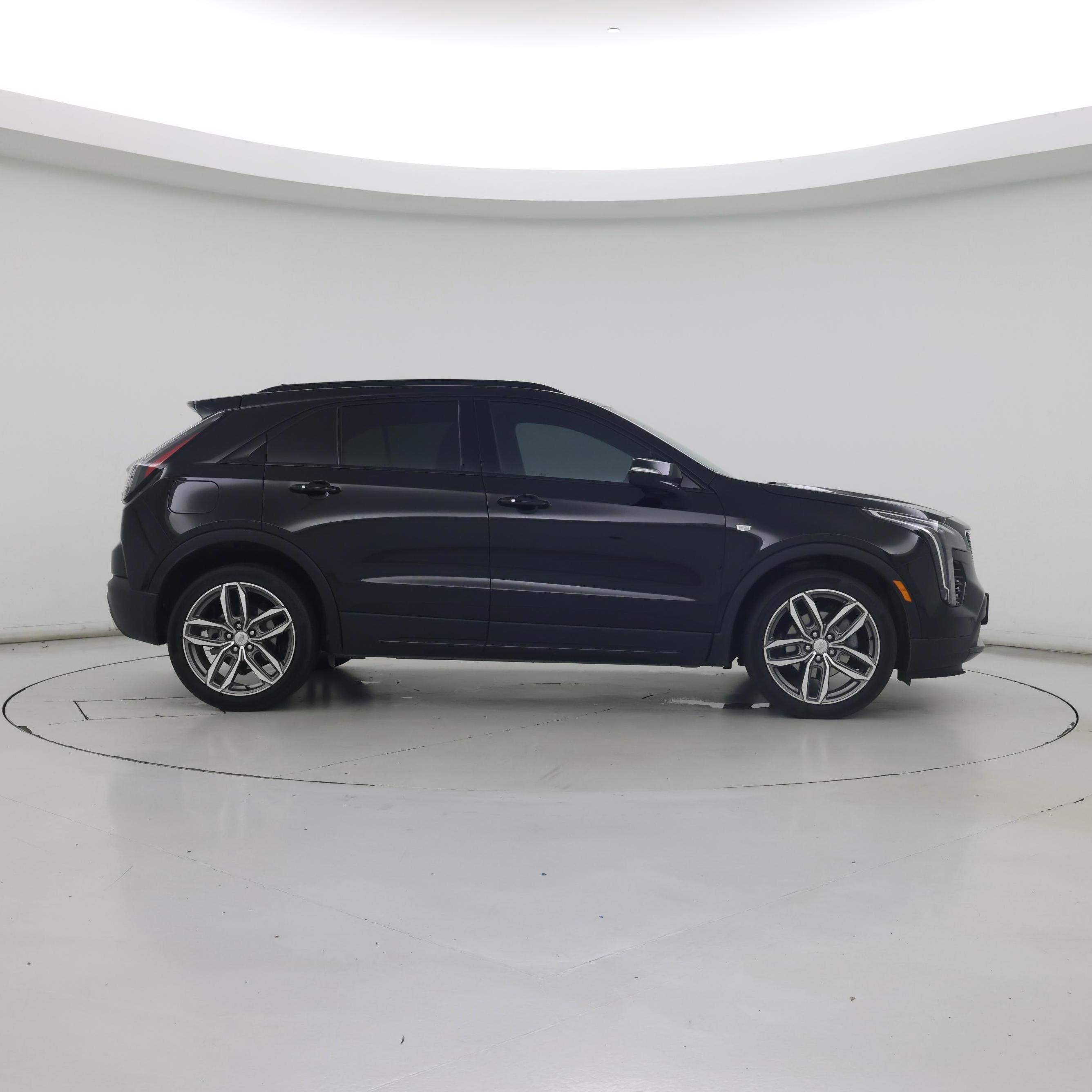 Thumbnail: 2023 Cadillac XT4 - 7