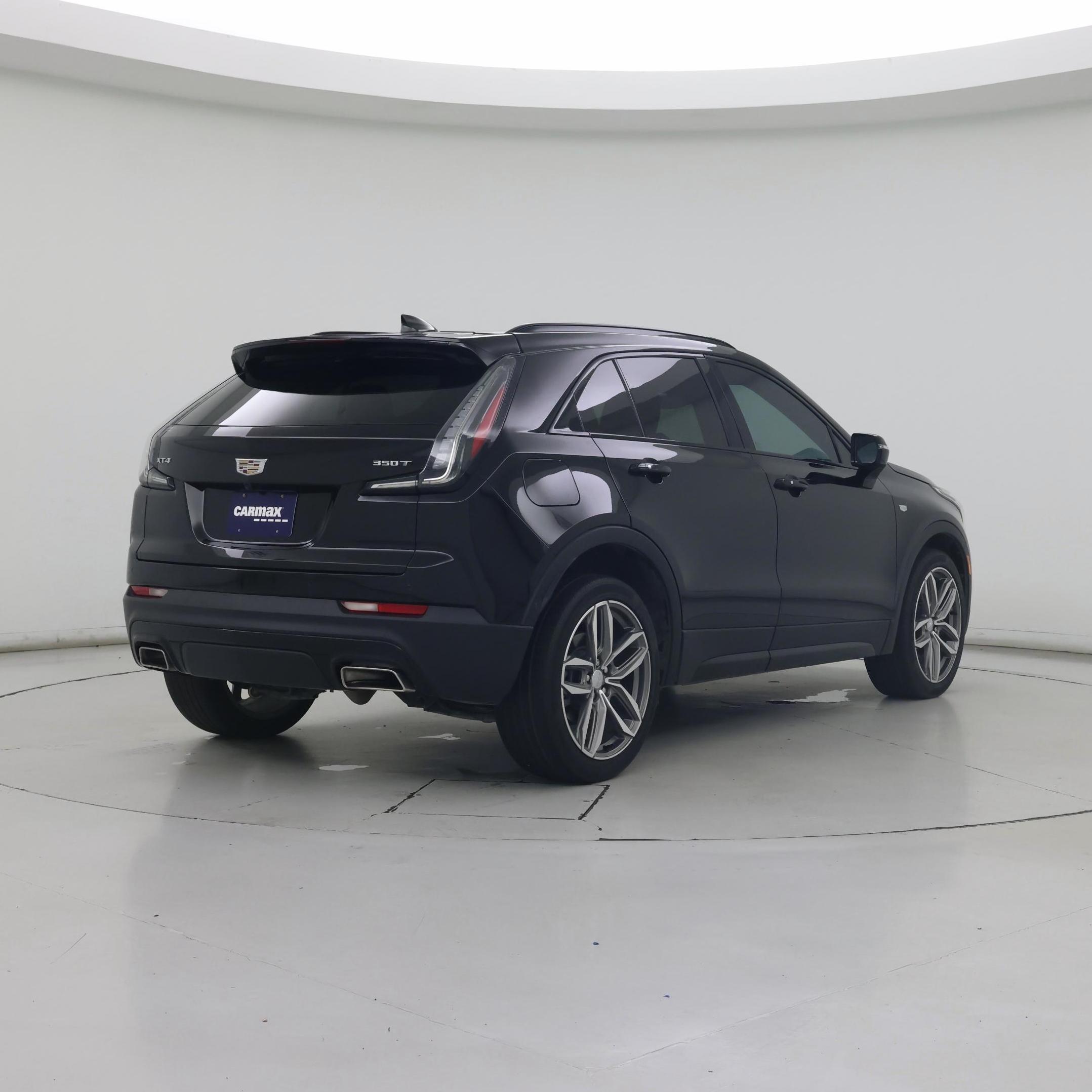 Thumbnail: 2023 Cadillac XT4 - 8