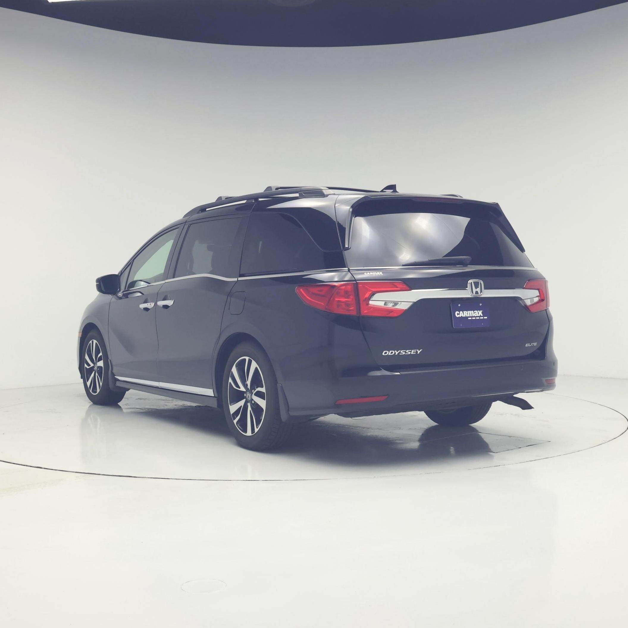 Thumbnail: 2018 Honda Odyssey - 2