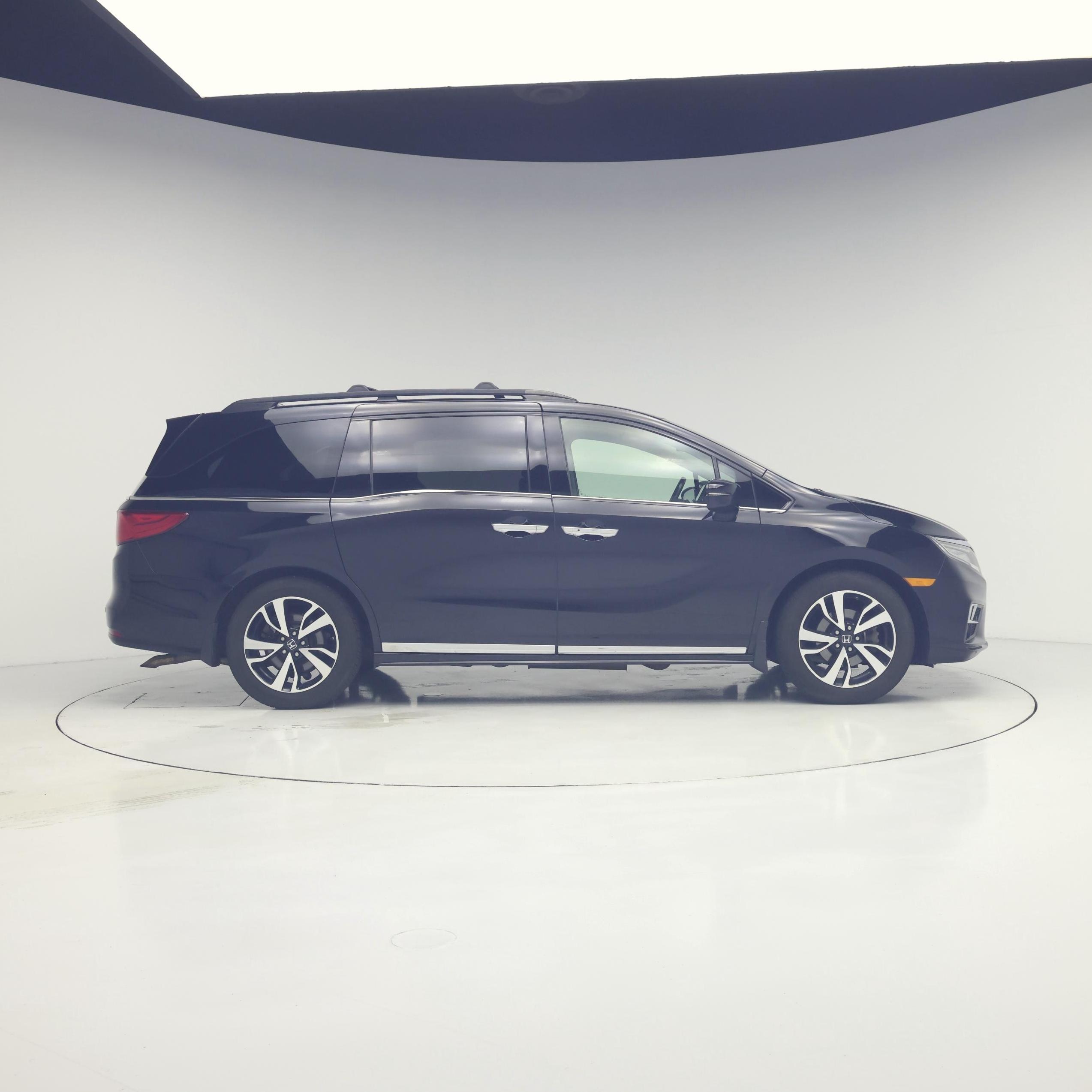 Thumbnail: 2018 Honda Odyssey - 7