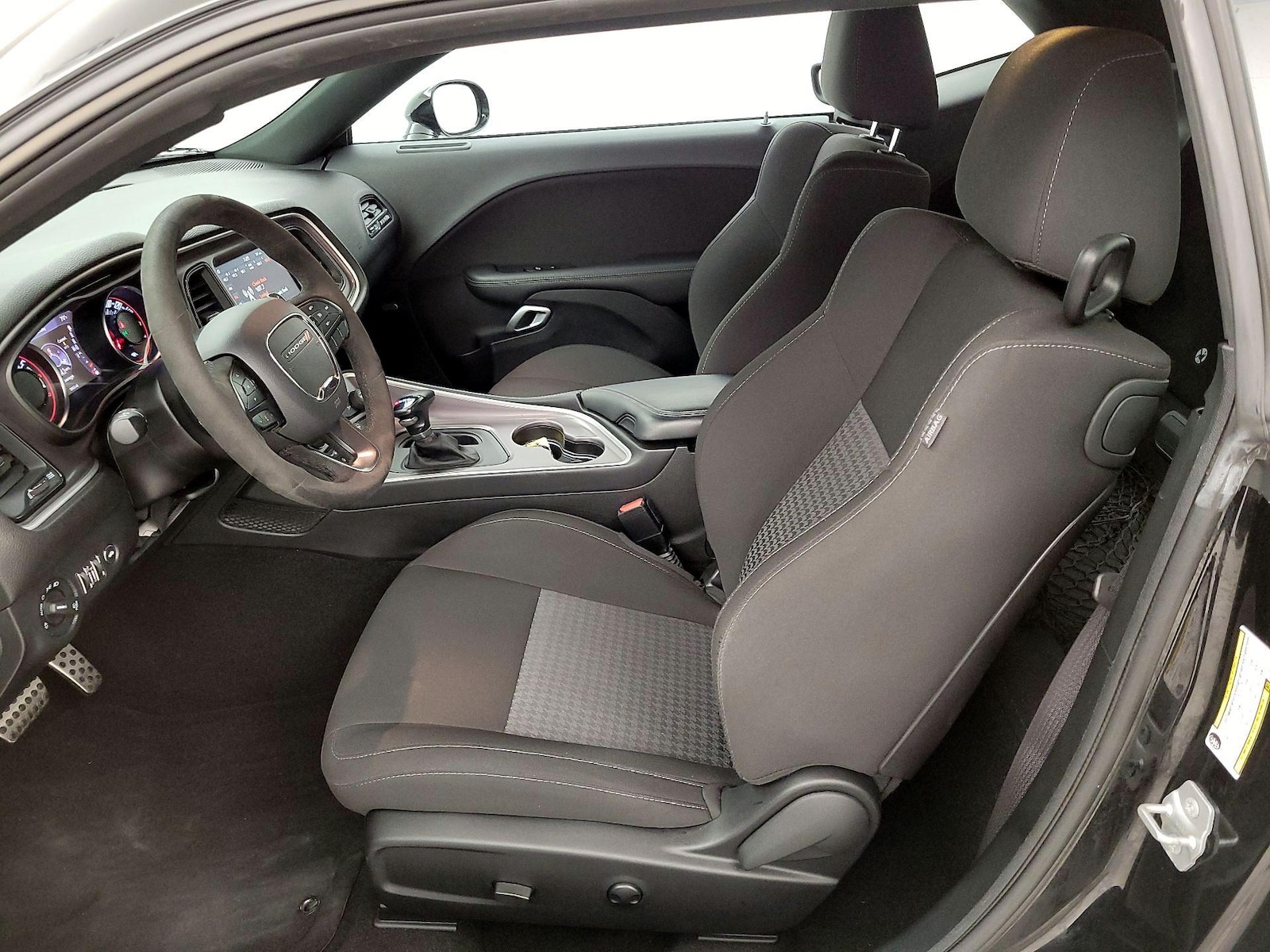2022 Dodge Challenger R/T - Photo 12
