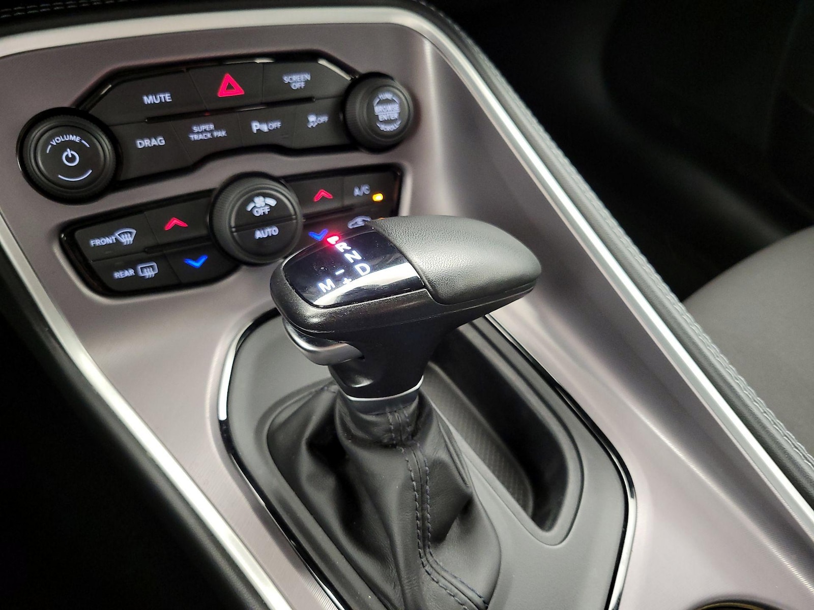 2022 Dodge Challenger R/T - Photo 18