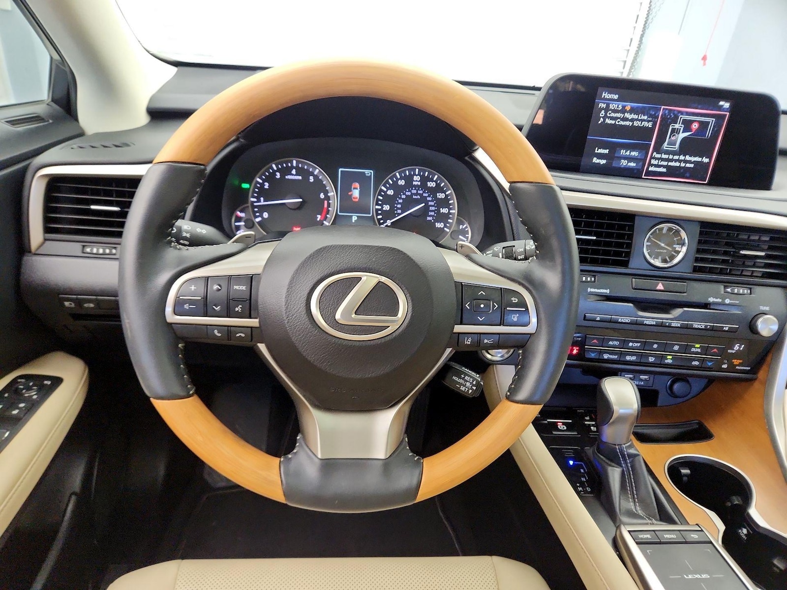 2021 Lexus RX 350 - Photo 11