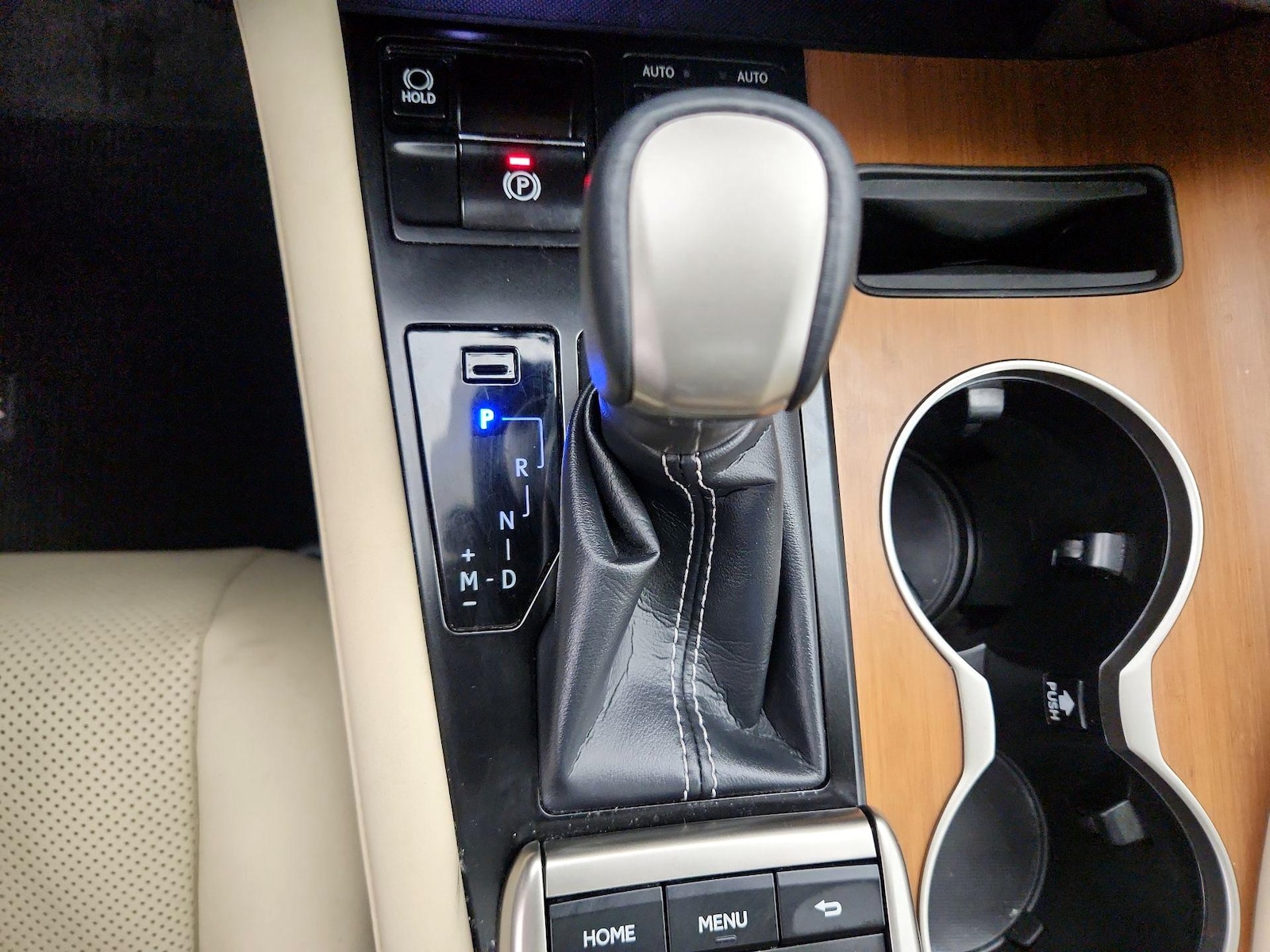 2021 Lexus RX 350 - Photo 18