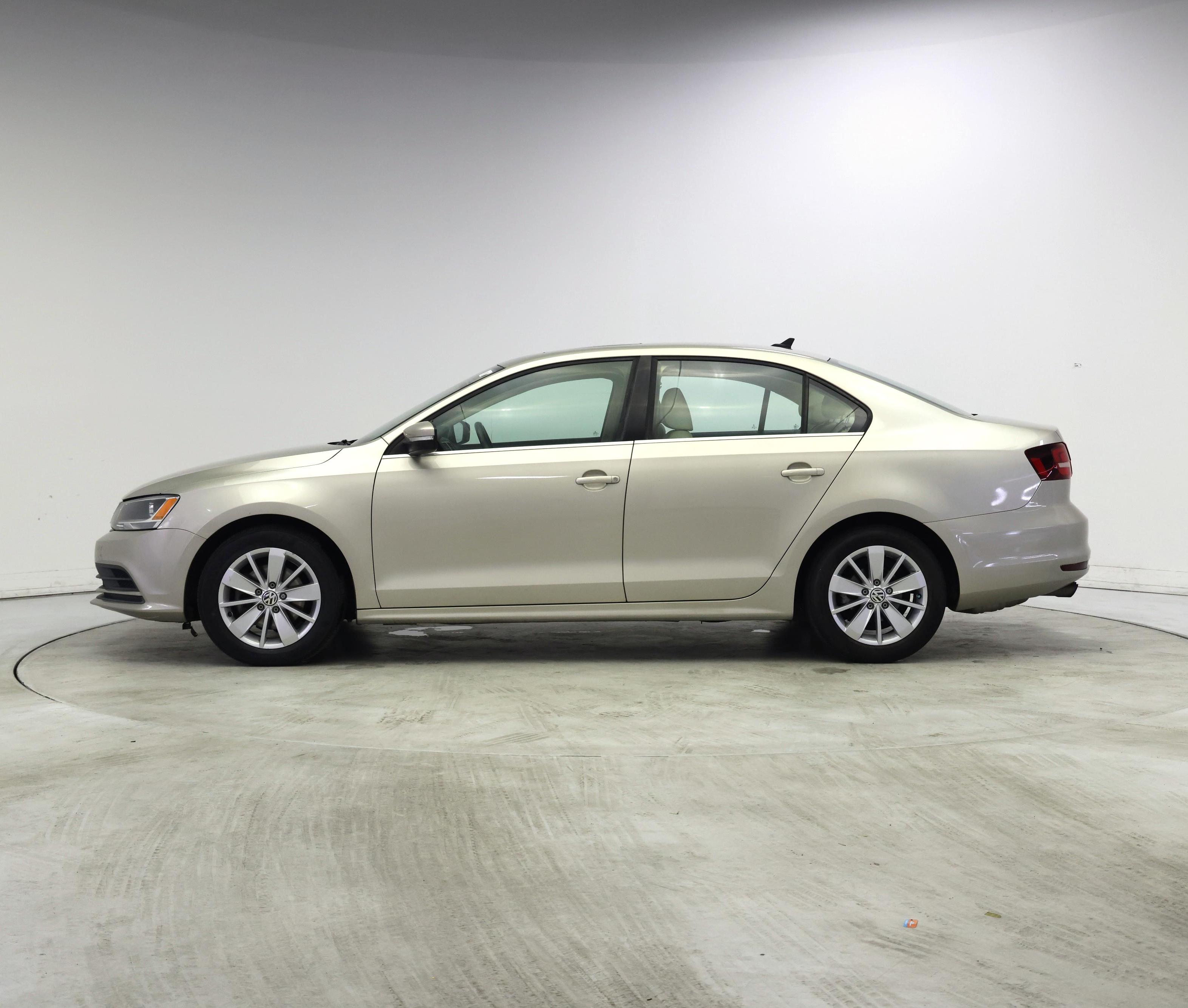 Thumbnail: 2015 Volkswagen Jetta - 3