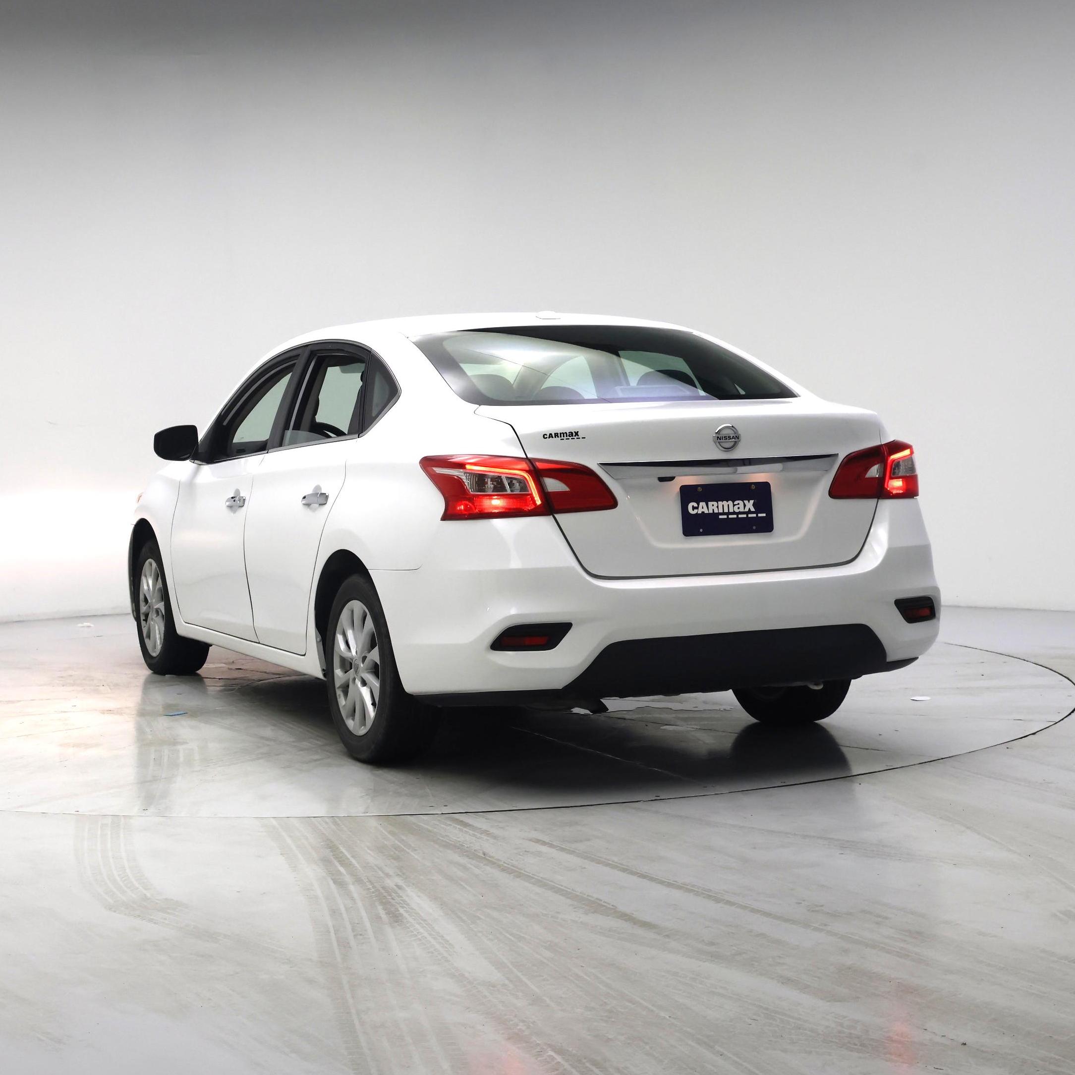 Thumbnail: 2019 Nissan Sentra - 2