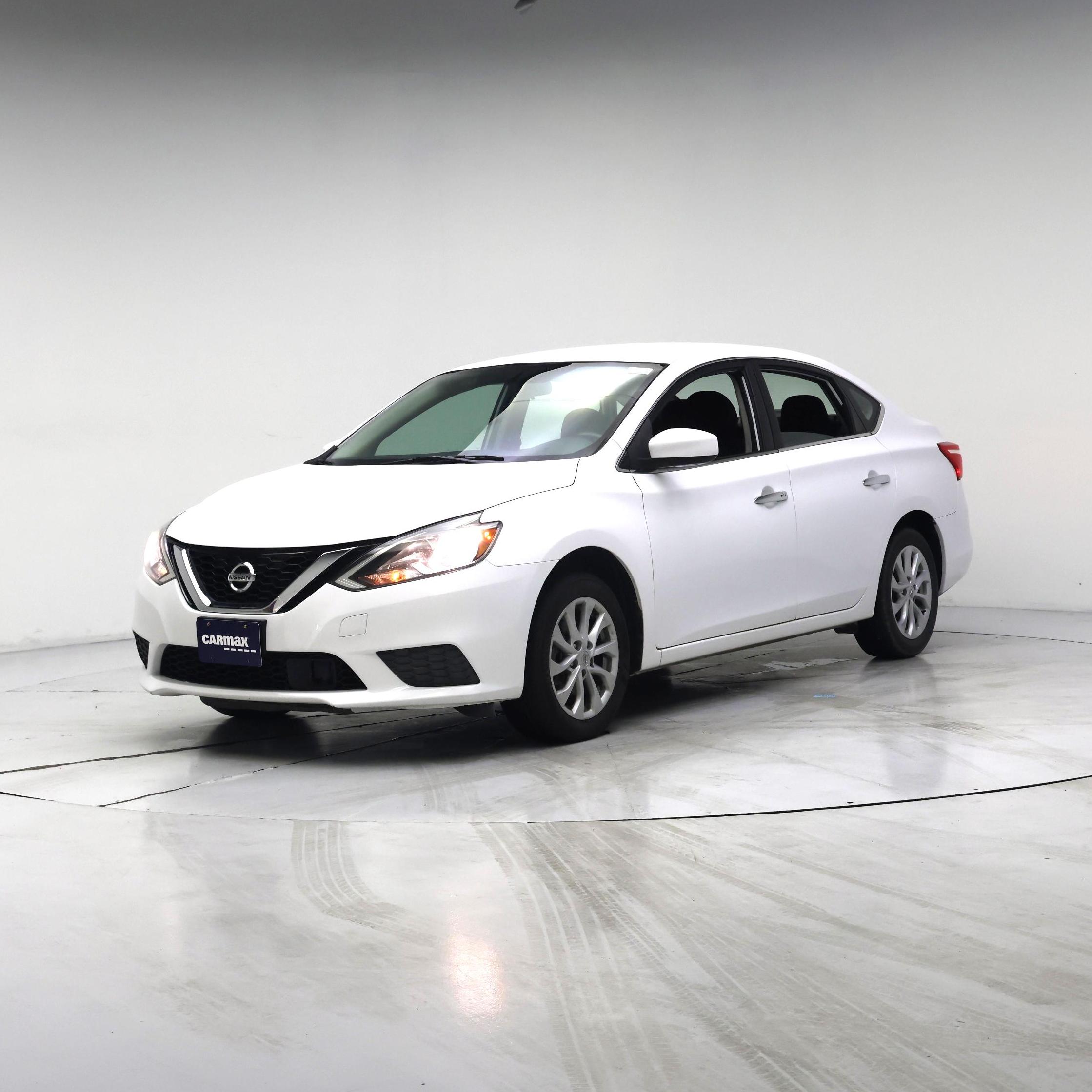 Thumbnail: 2019 Nissan Sentra - 4