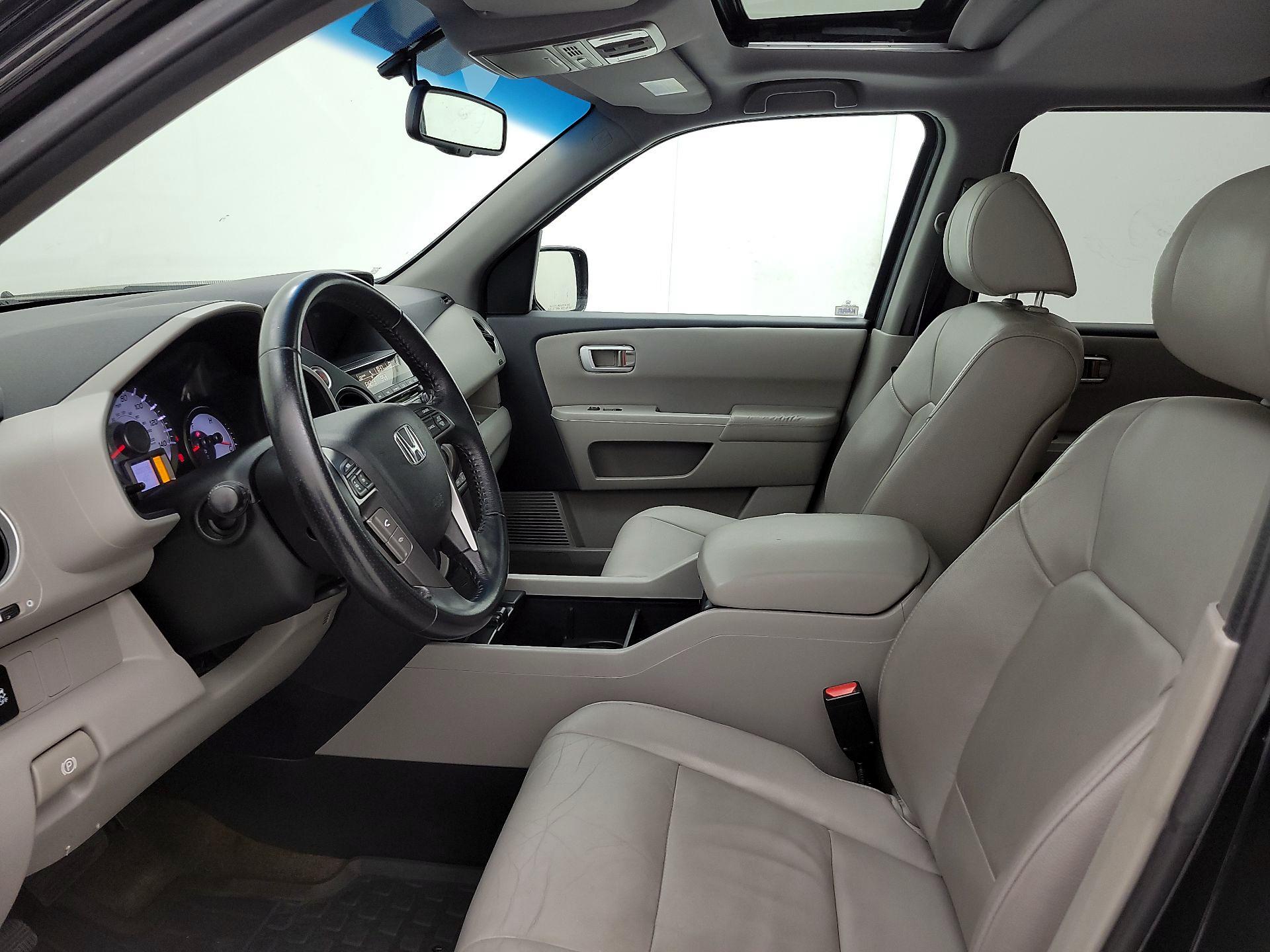 Thumbnail: 2014 Honda Pilot - 11