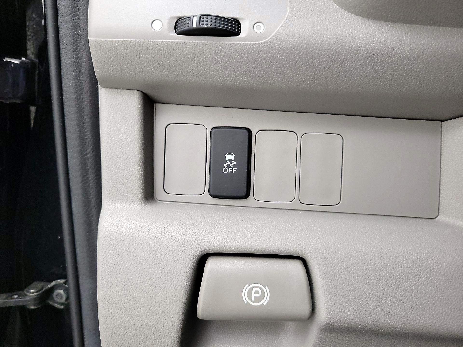 Thumbnail: 2014 Honda Pilot - 13