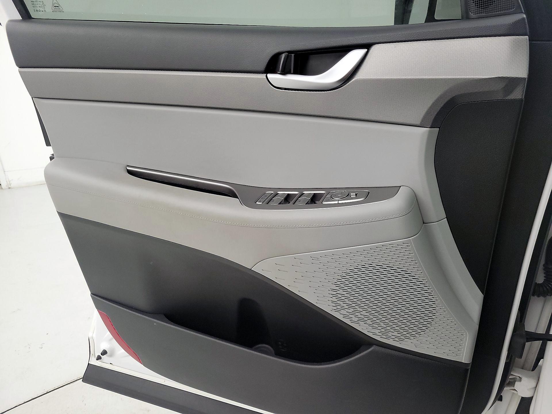 Thumbnail: 2021 Hyundai Palisade - 12