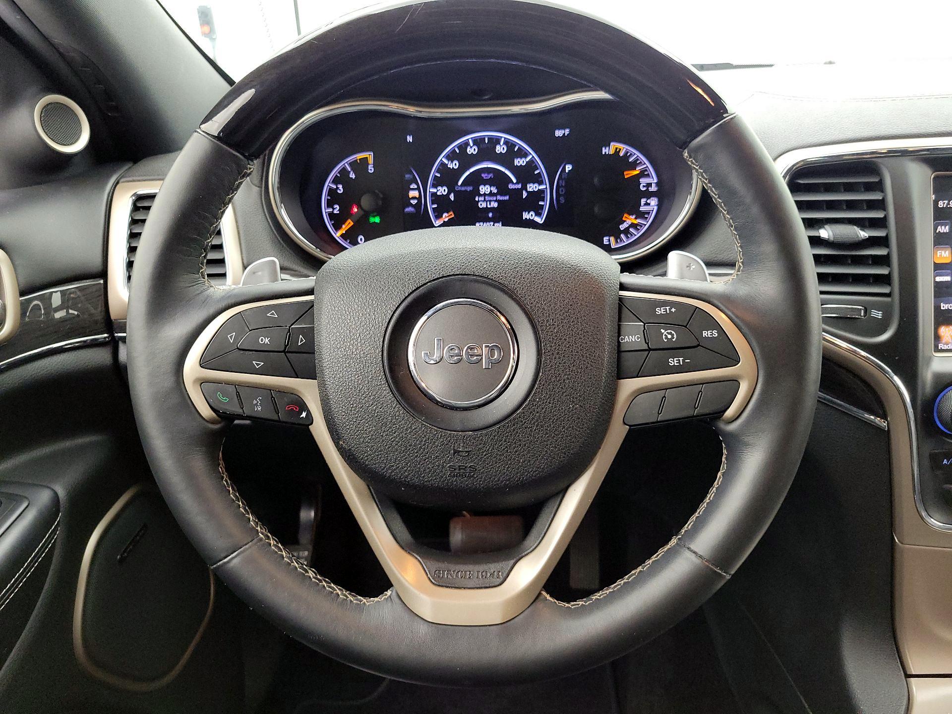 Thumbnail: 2015 Jeep Grand Cherokee - 10