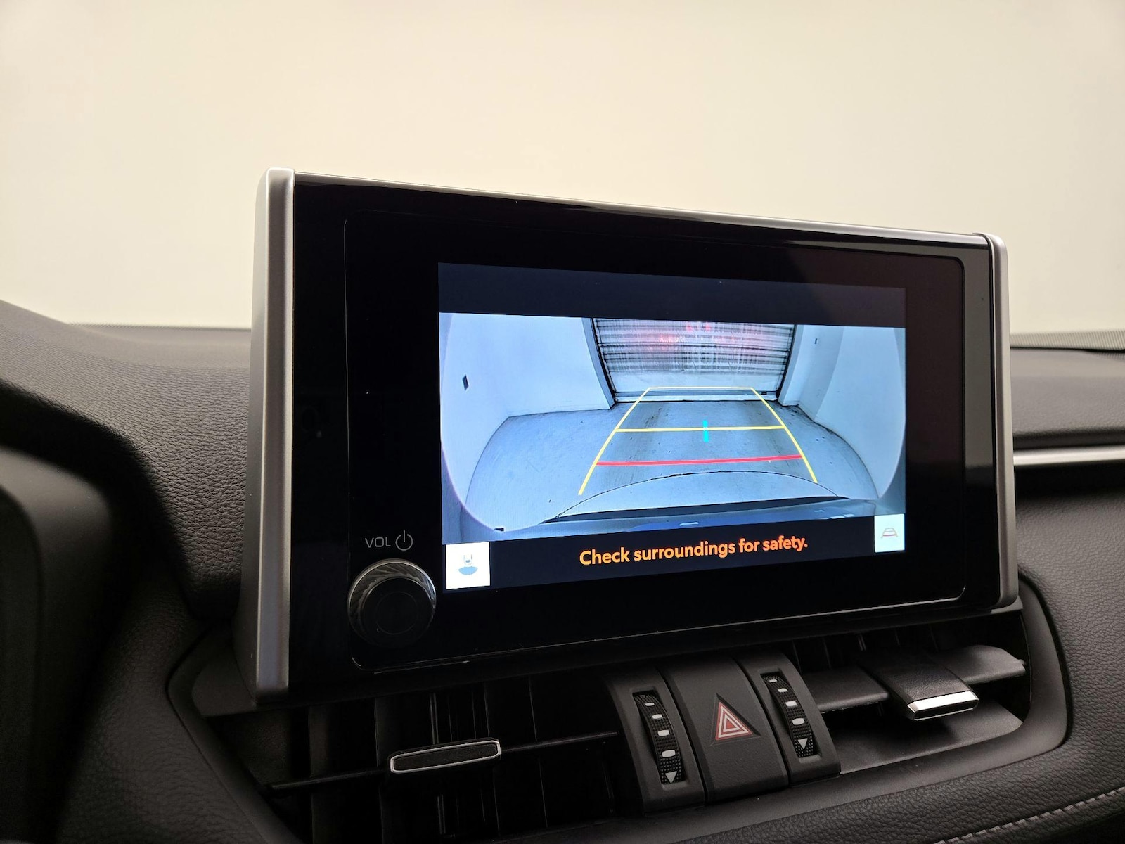 2025 Toyota RAV4 XLE Premium - Photo 16