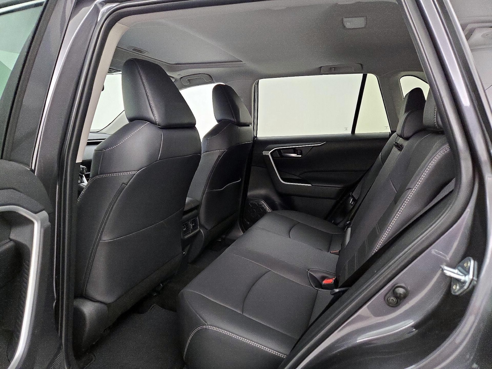 2025 Toyota RAV4 XLE Premium - Photo 22