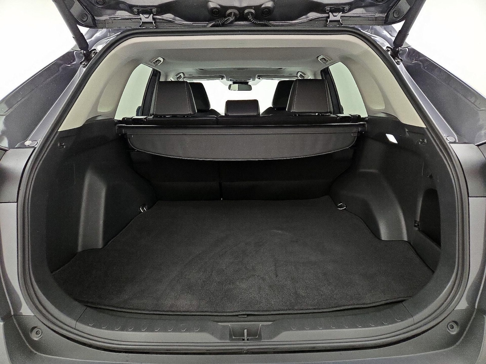 2025 Toyota RAV4 XLE Premium - Photo 23