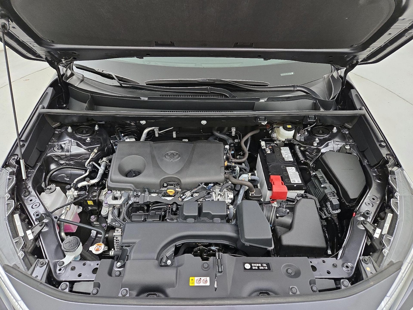 2025 Toyota RAV4 XLE Premium - Photo 25