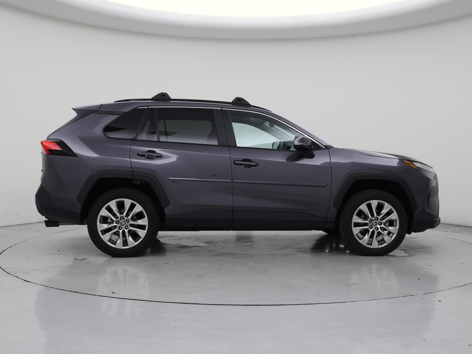 2025 Toyota RAV4 XLE Premium - Photo 8