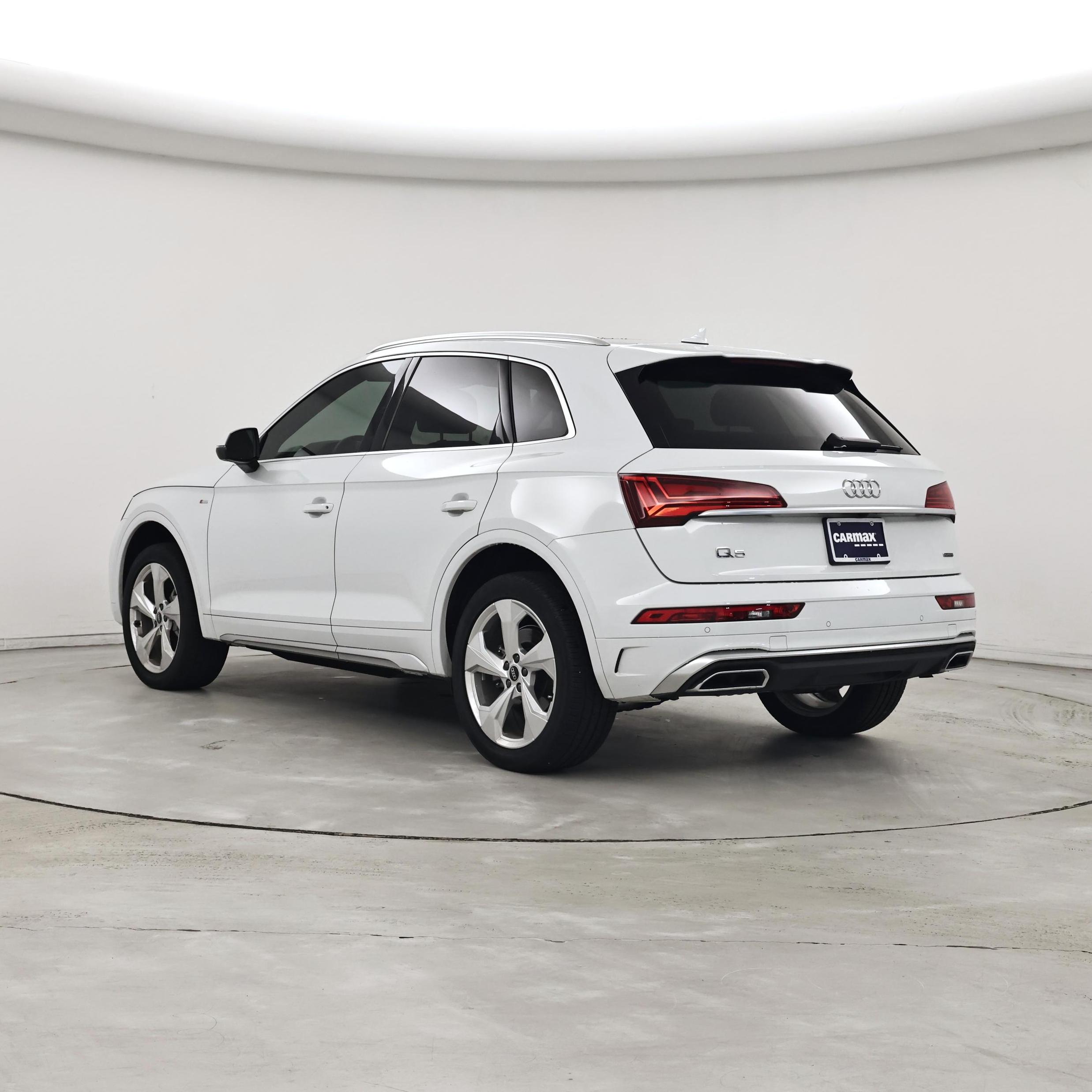 Thumbnail: 2023 Audi Q5 - 2