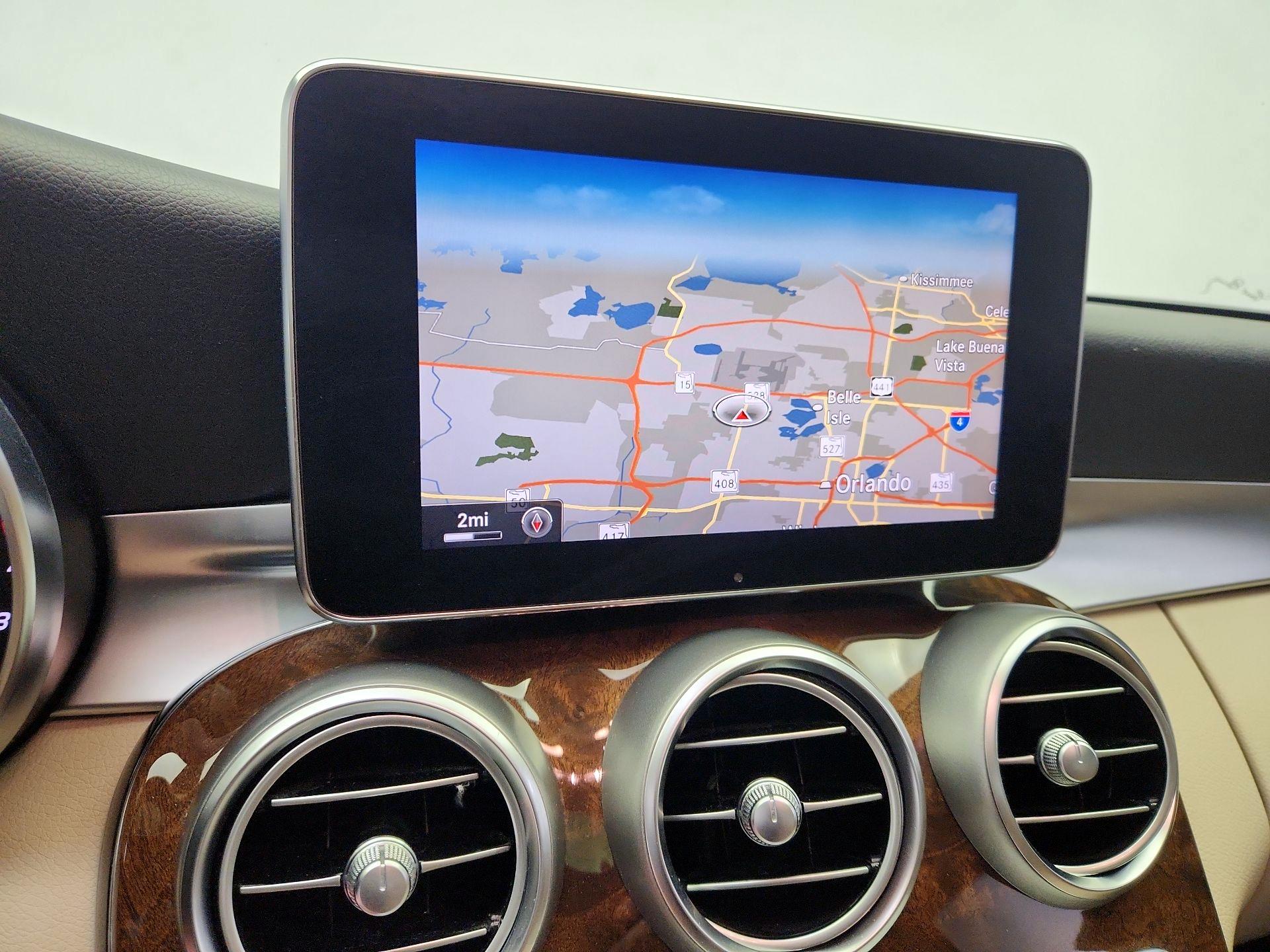Thumbnail: 2016 Mercedes-Benz C-Class - 14