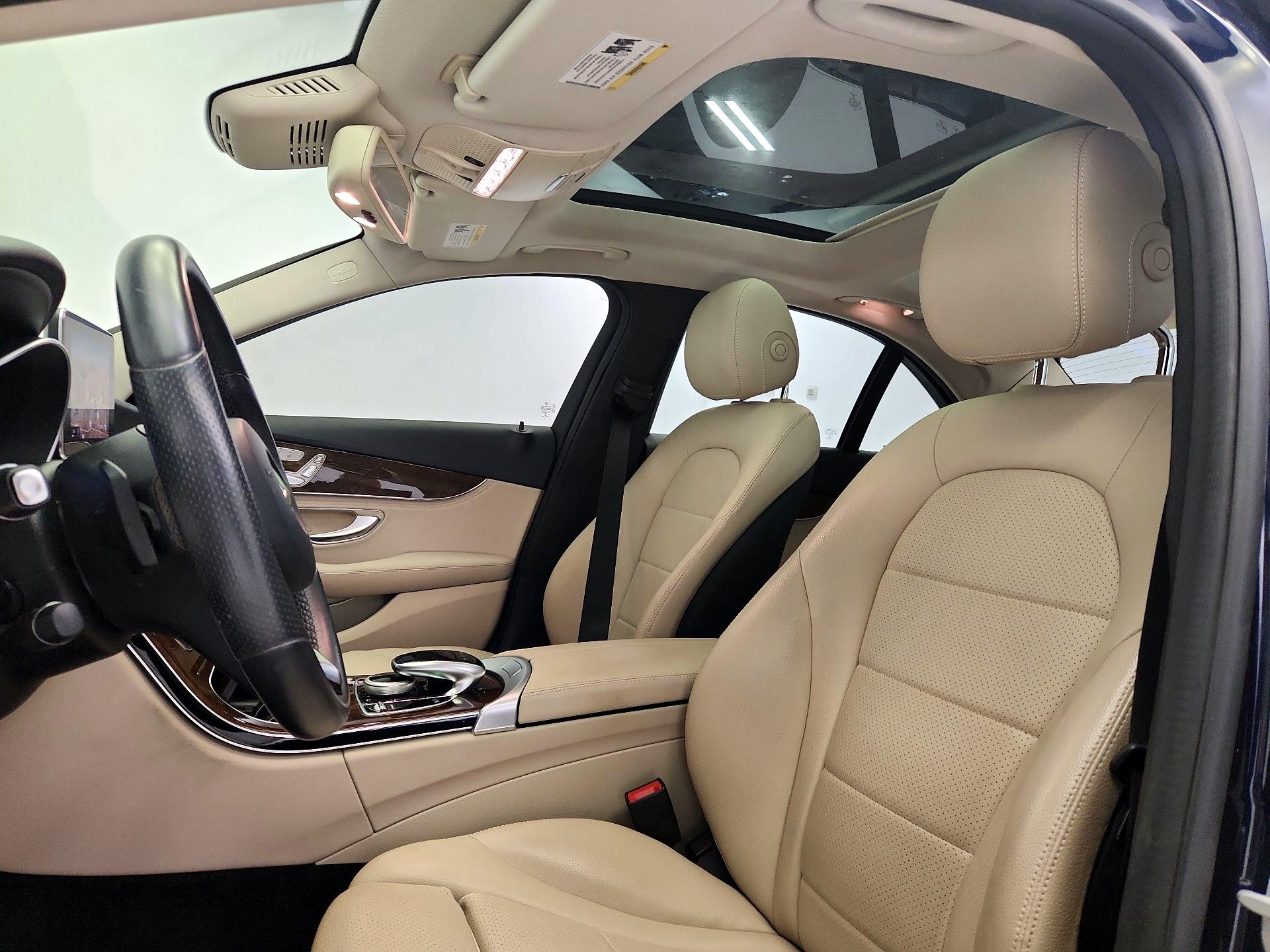 Thumbnail: 2016 Mercedes-Benz C-Class - 20