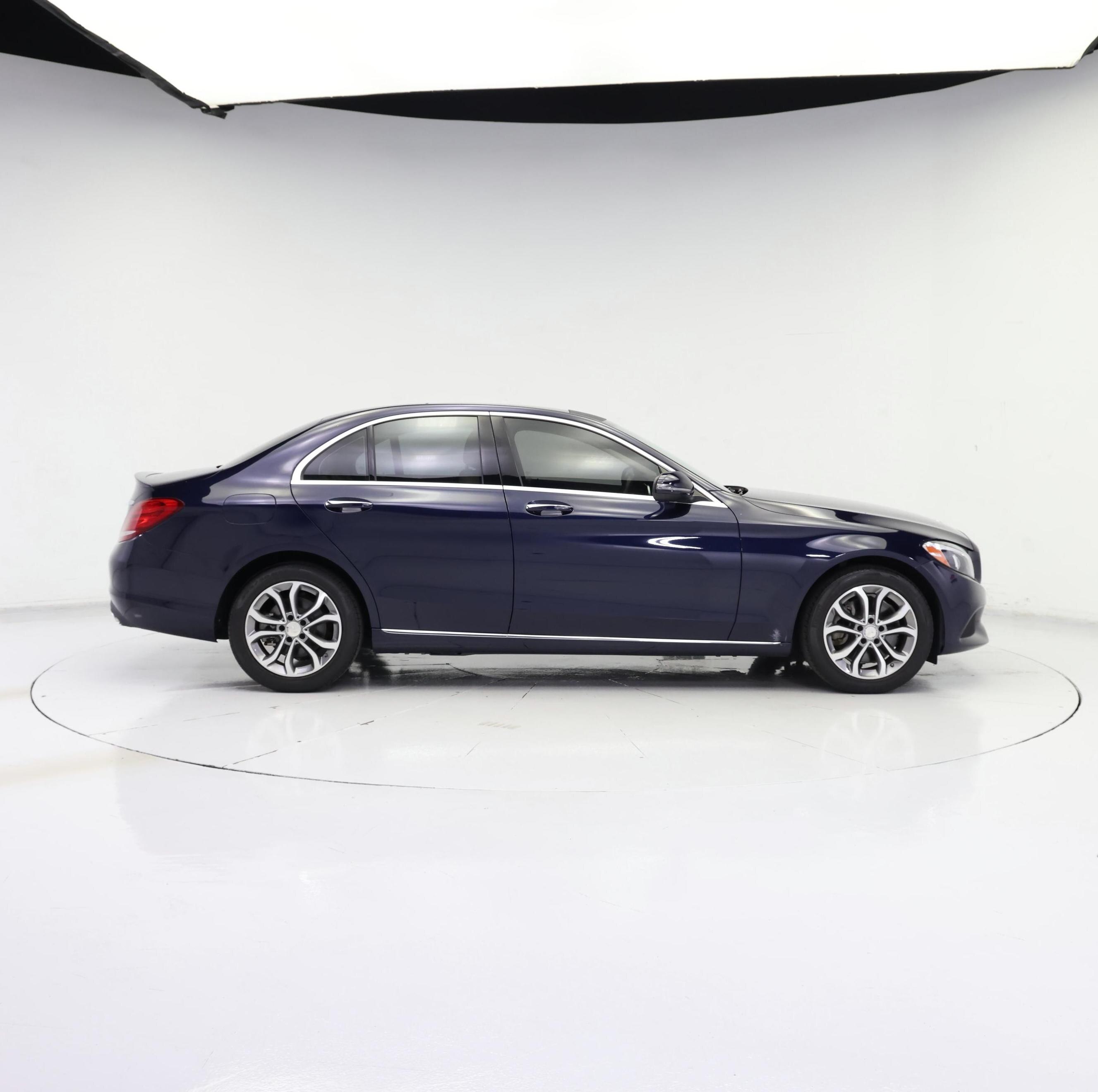 Thumbnail: 2016 Mercedes-Benz C-Class - 7